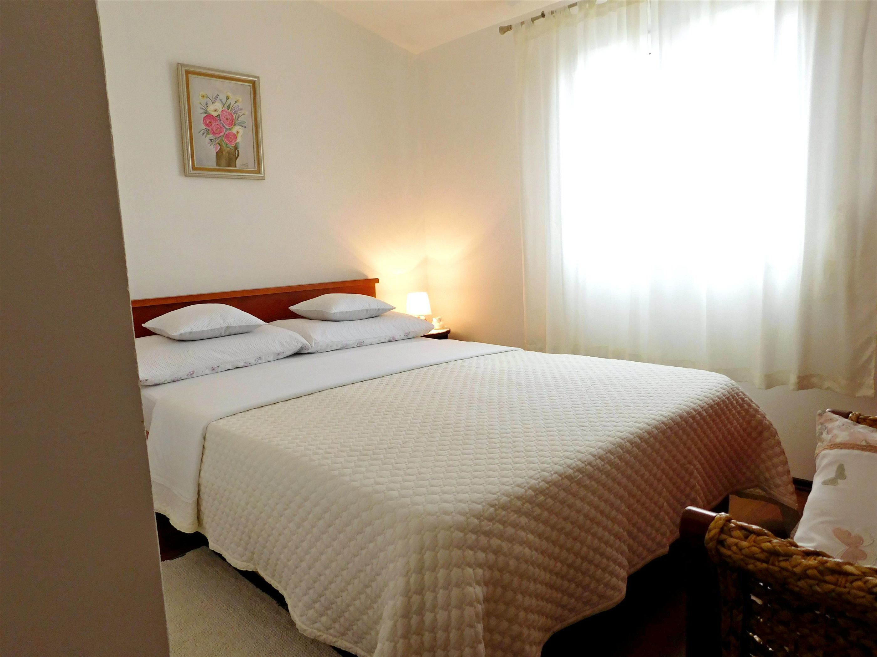 Apartments Mirjana 45561-A3