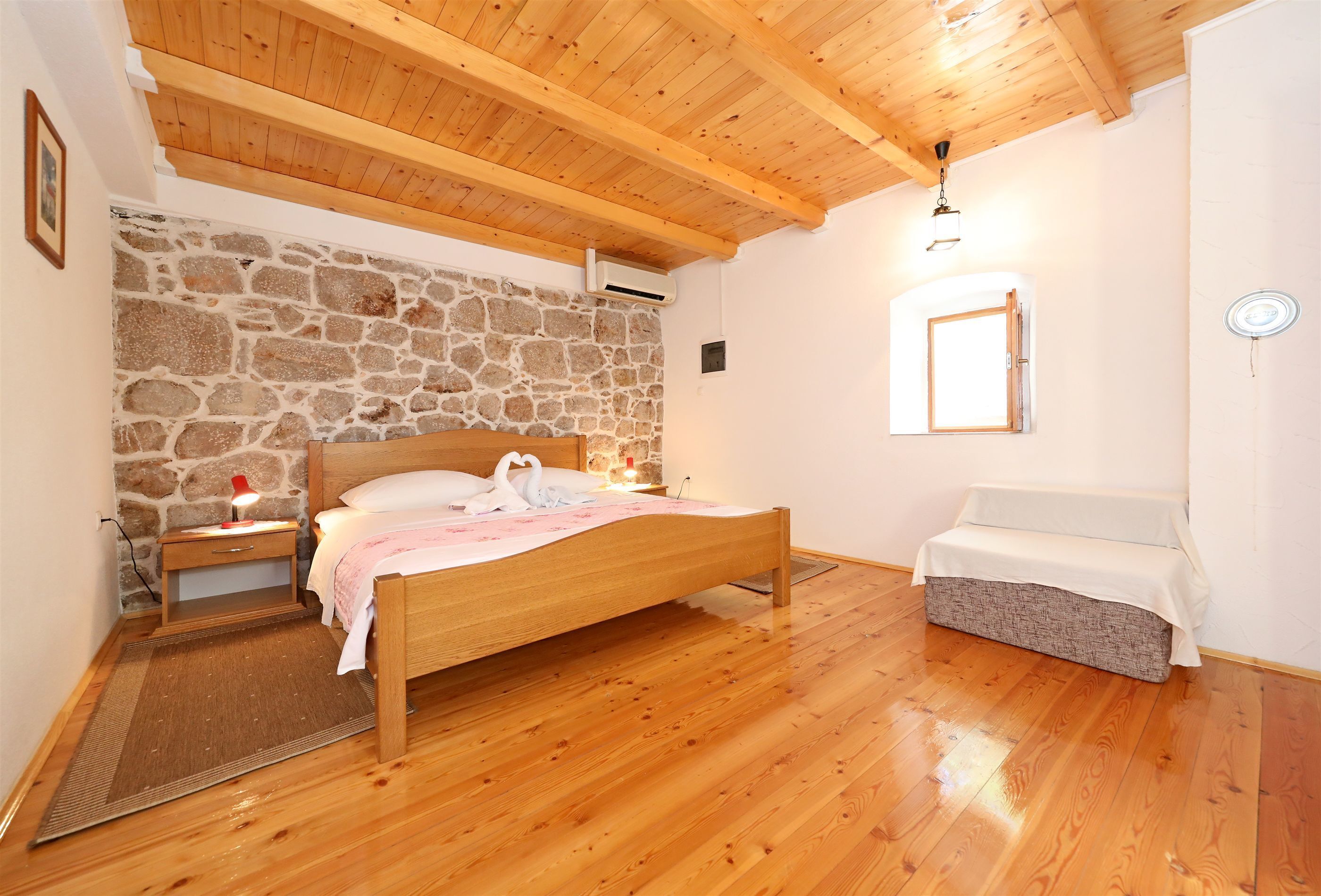 House Paklenica stone beauty K1