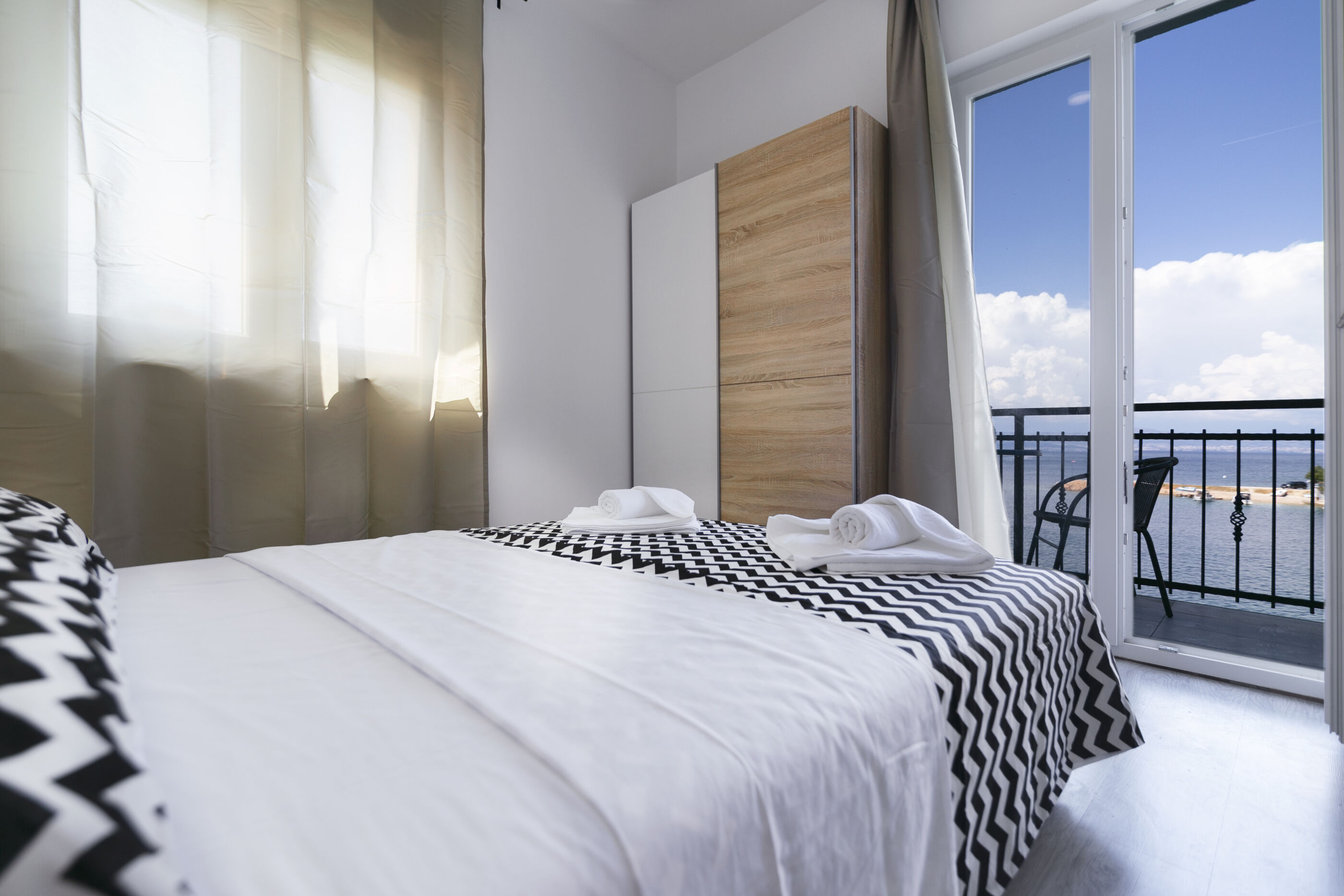 Apartments Royal 2 90522-A4