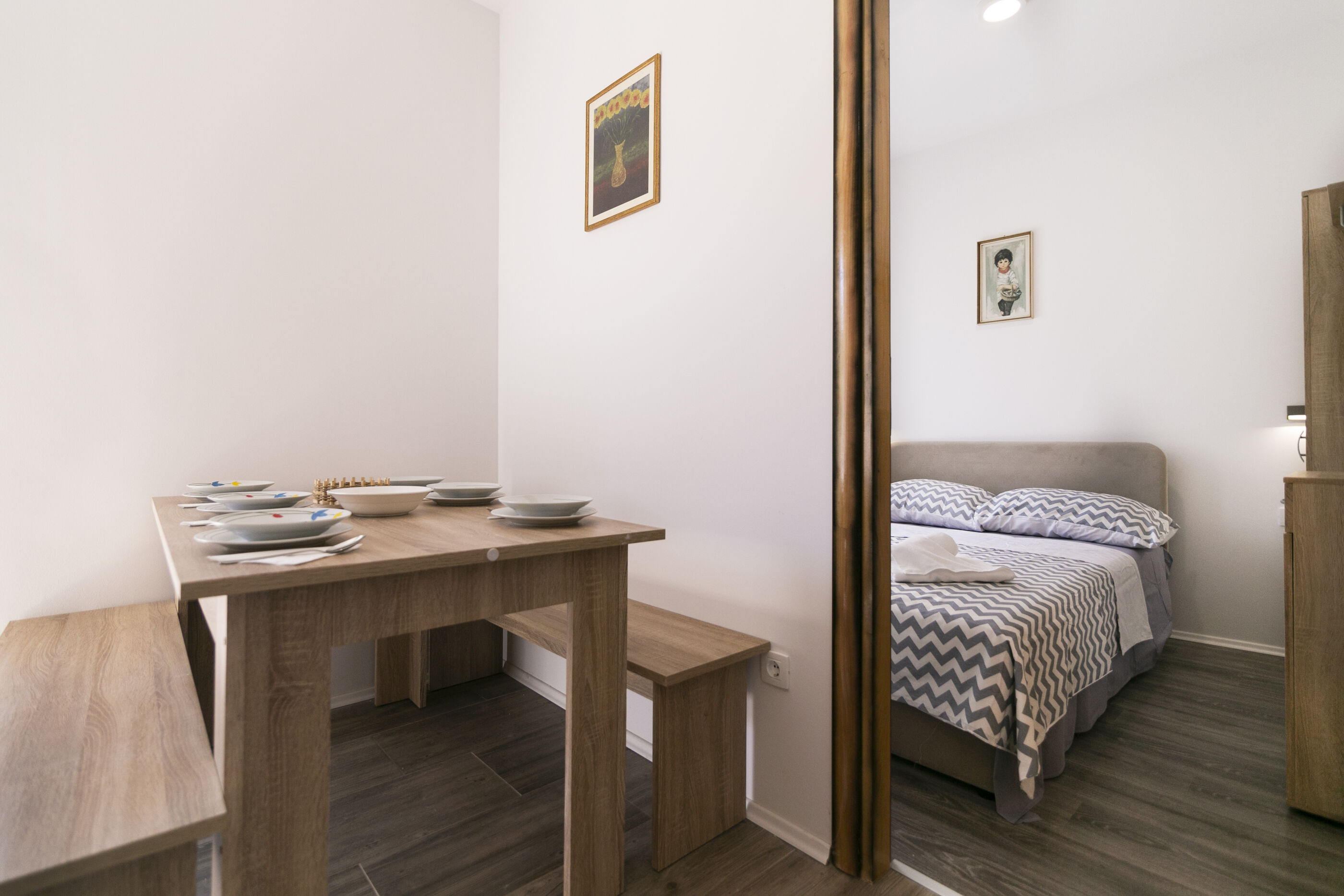 Apartments Royal 2 90522-A4