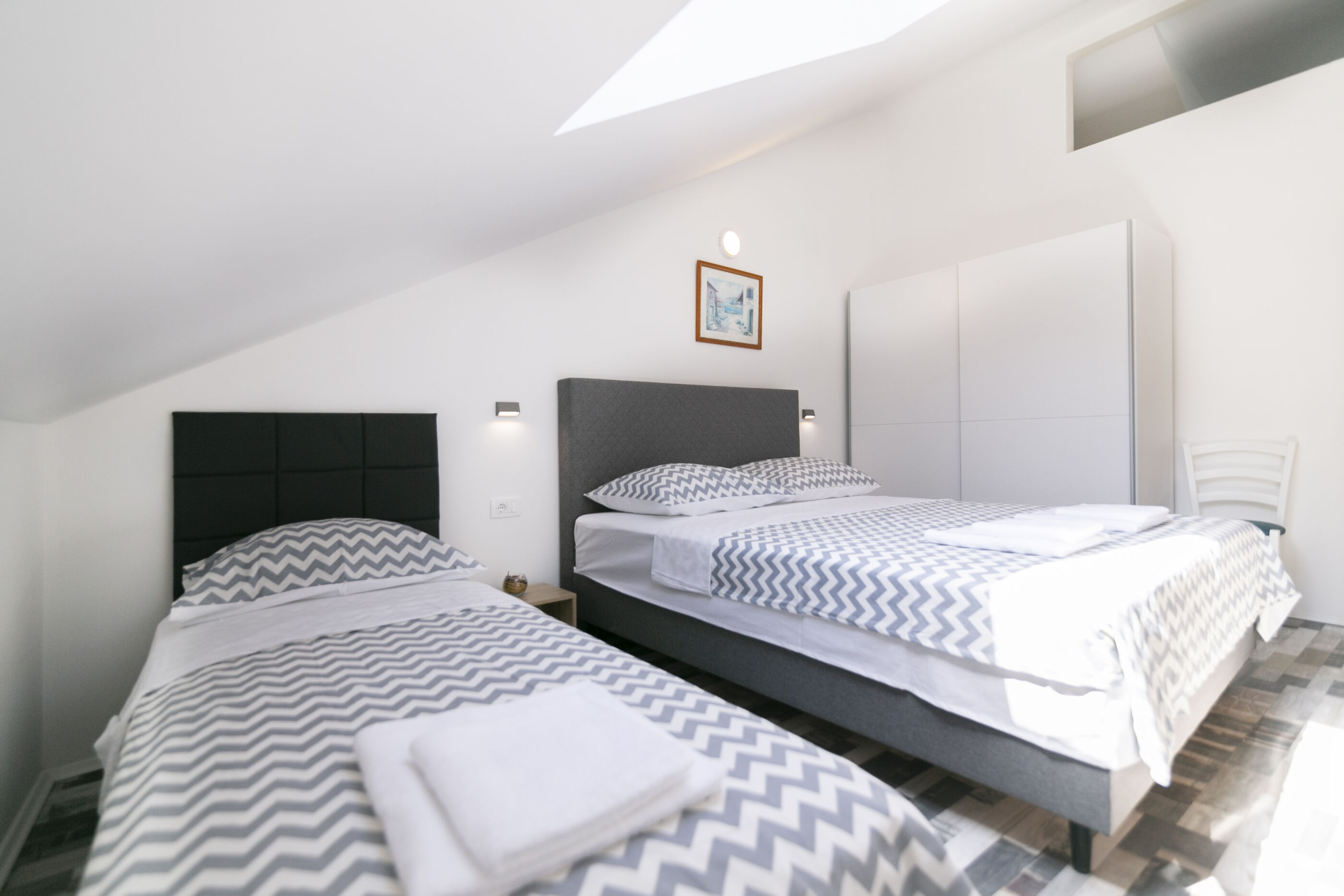 Apartments Royal 2 90522-A5