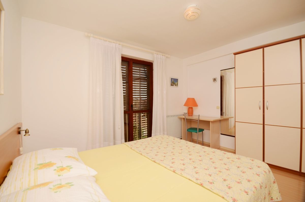 Apartments Dasen 75951-A1