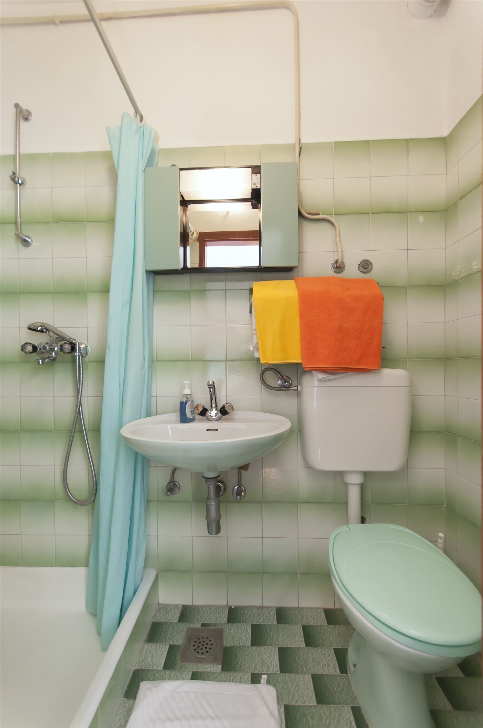 Apartment and Rooms Ivan 45191-S6