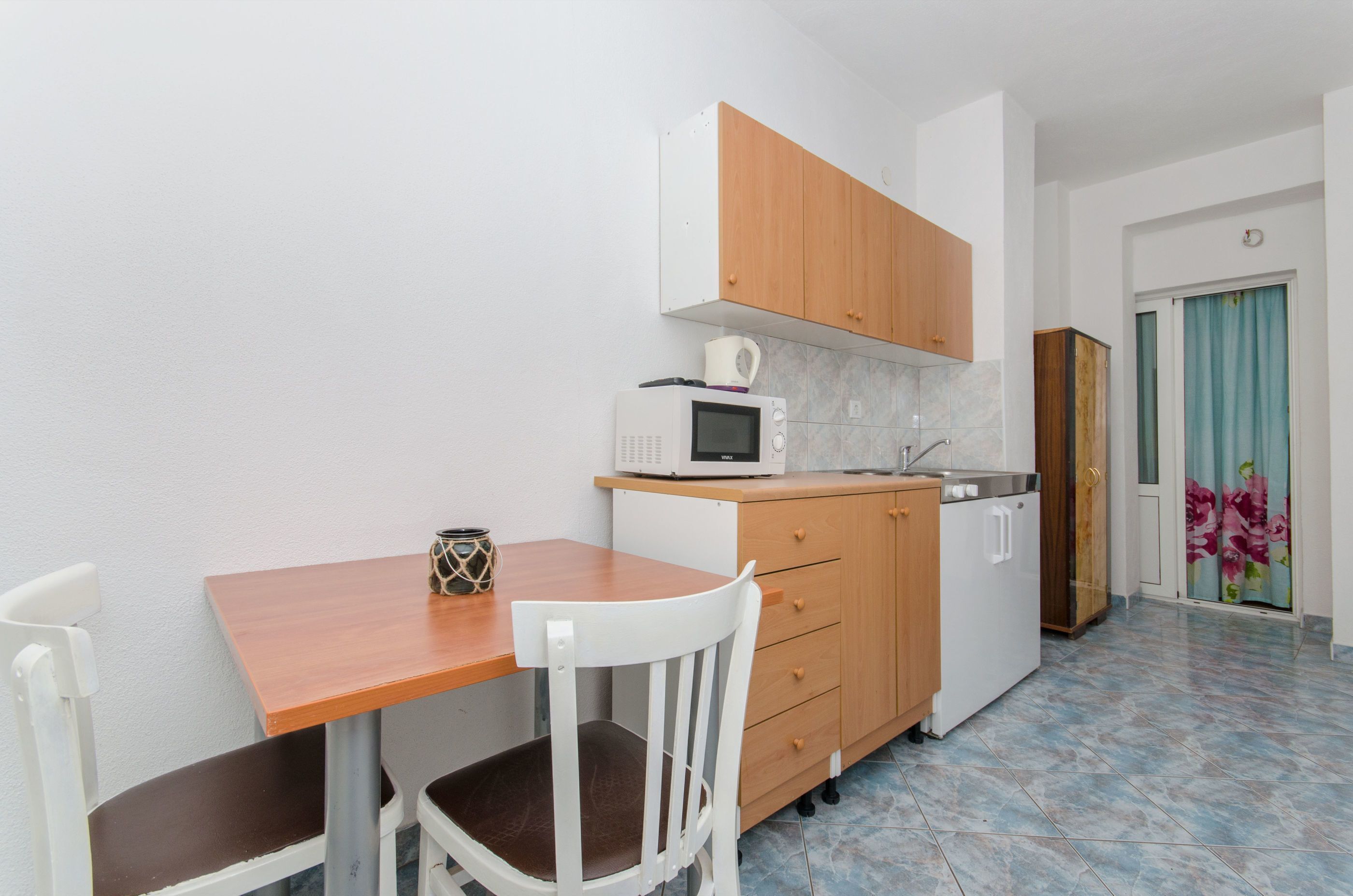 Apartment and Rooms Ivan 45191-A8