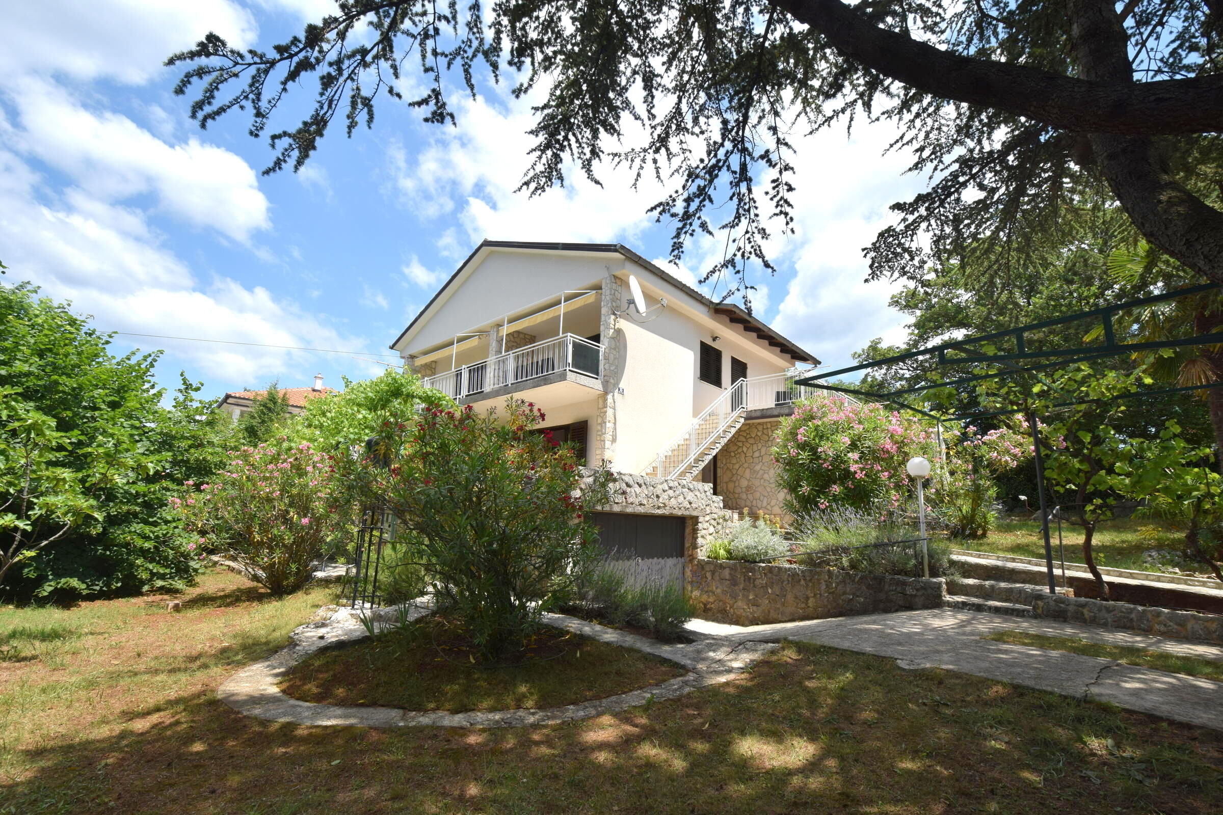 Apartments Ivka-rozalija 62351-A2