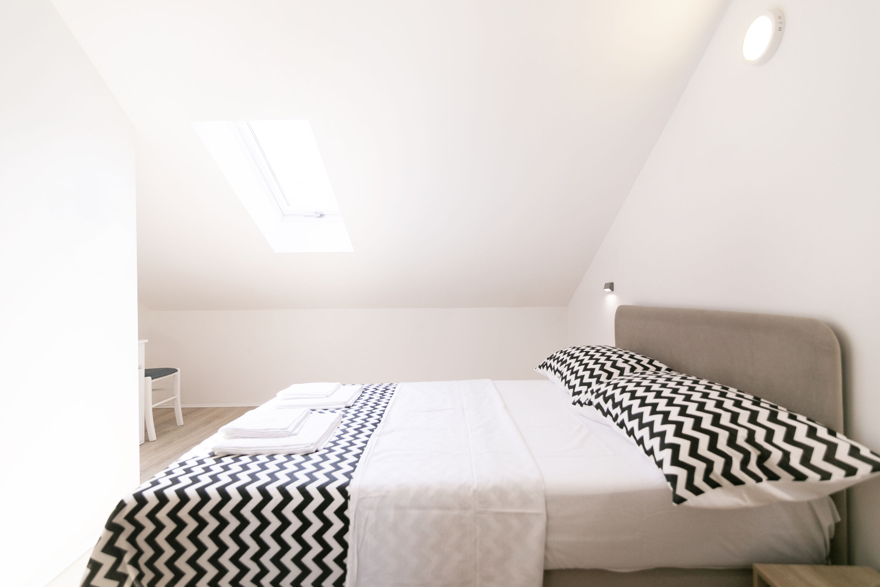 Rooms Royal 90521-S19