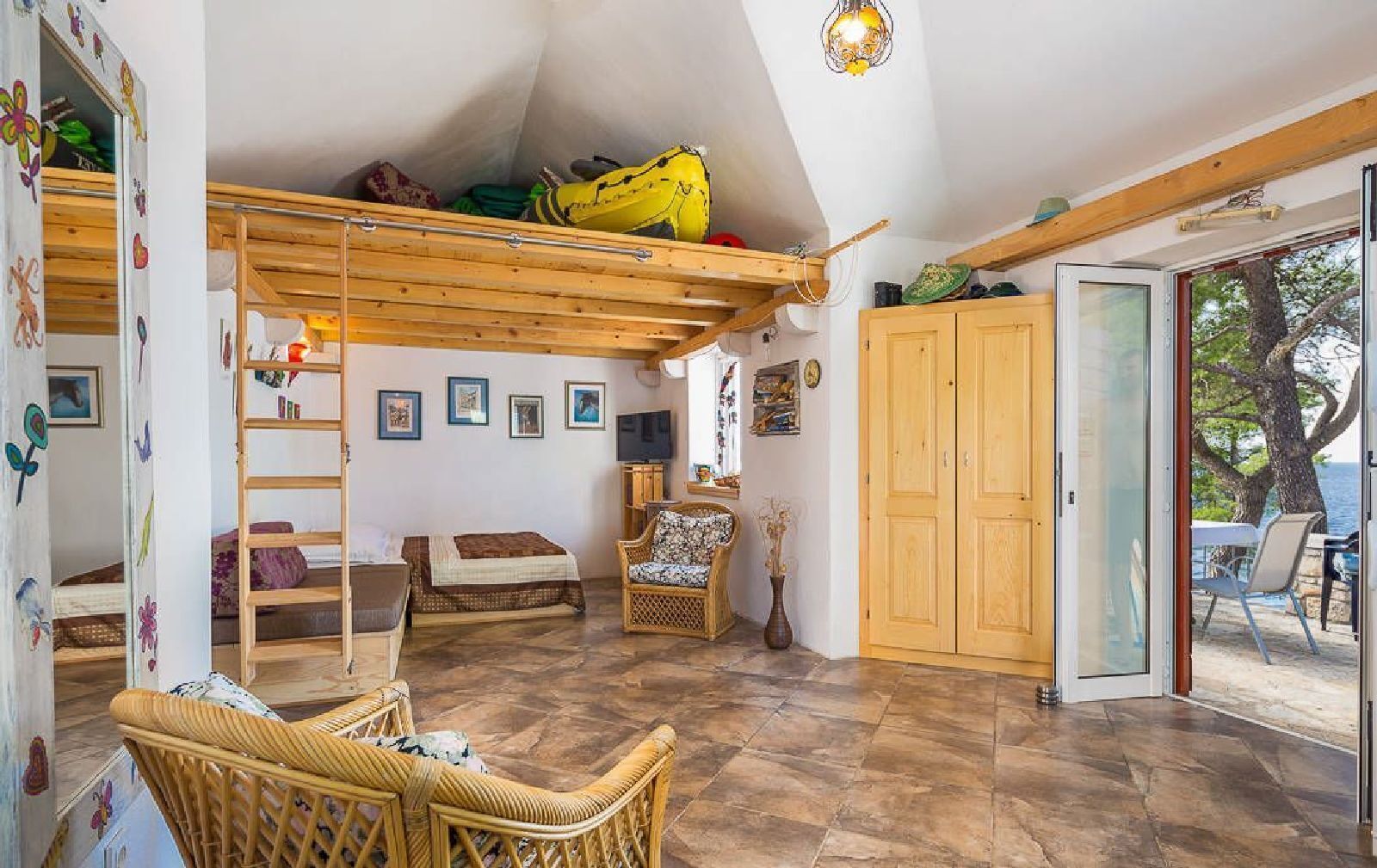 House Vesna Kupinova 46801-K1