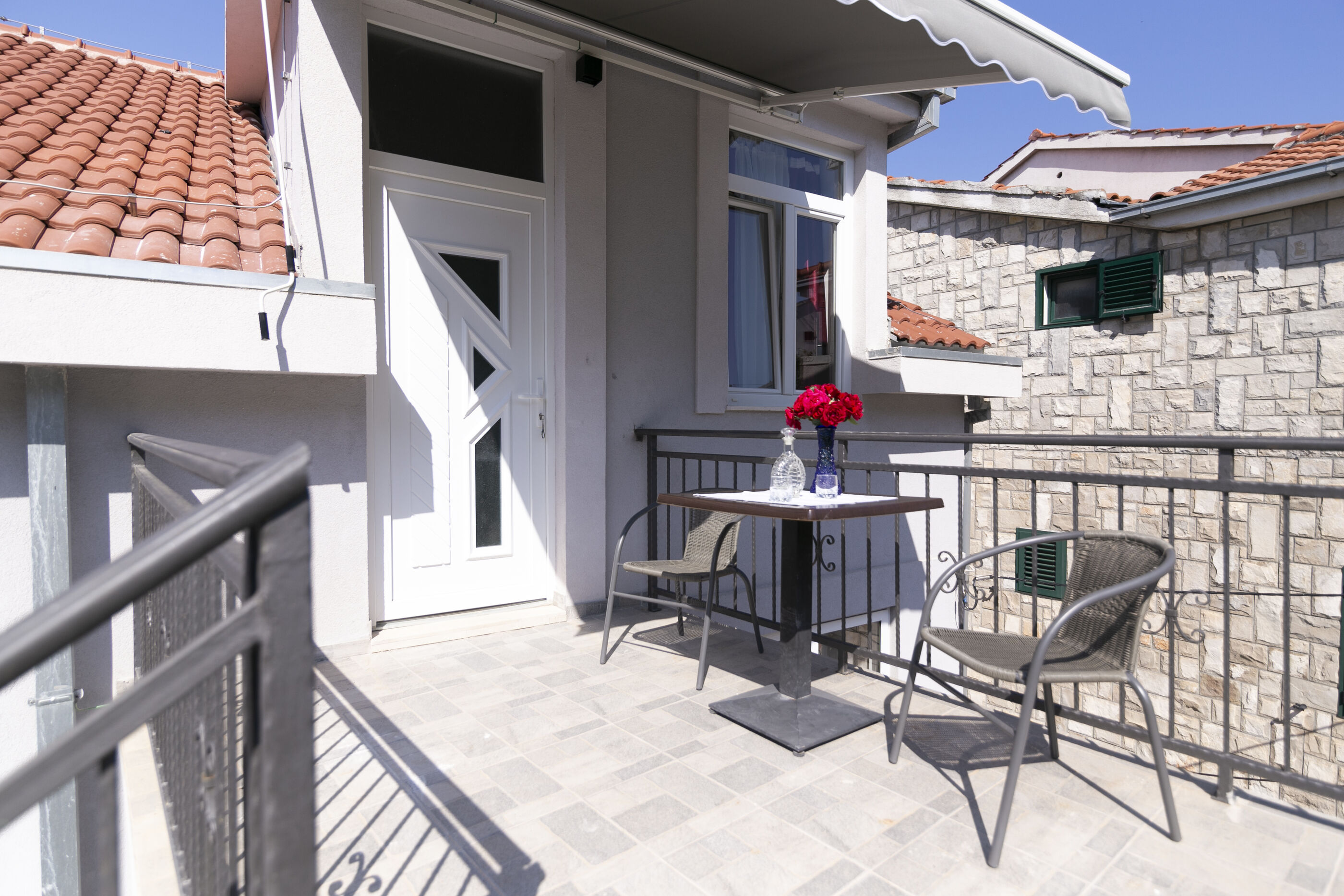 Apartments Royal 2 90522-A3