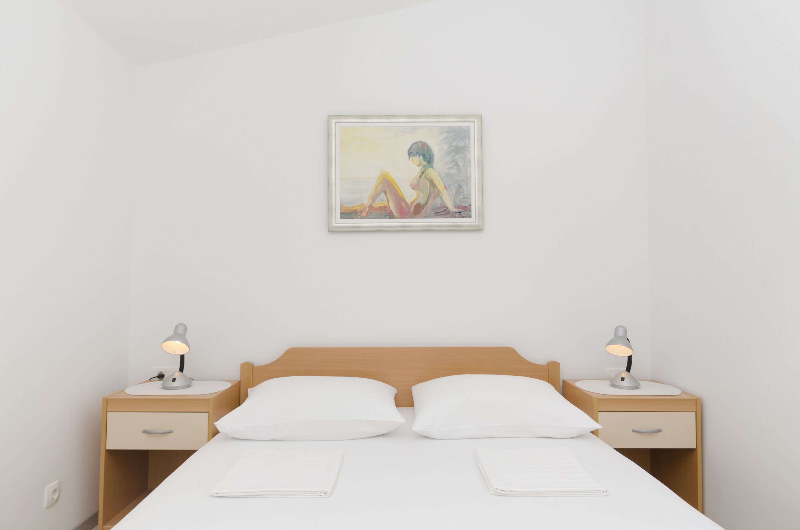 Apartments Klisović 32591-A2