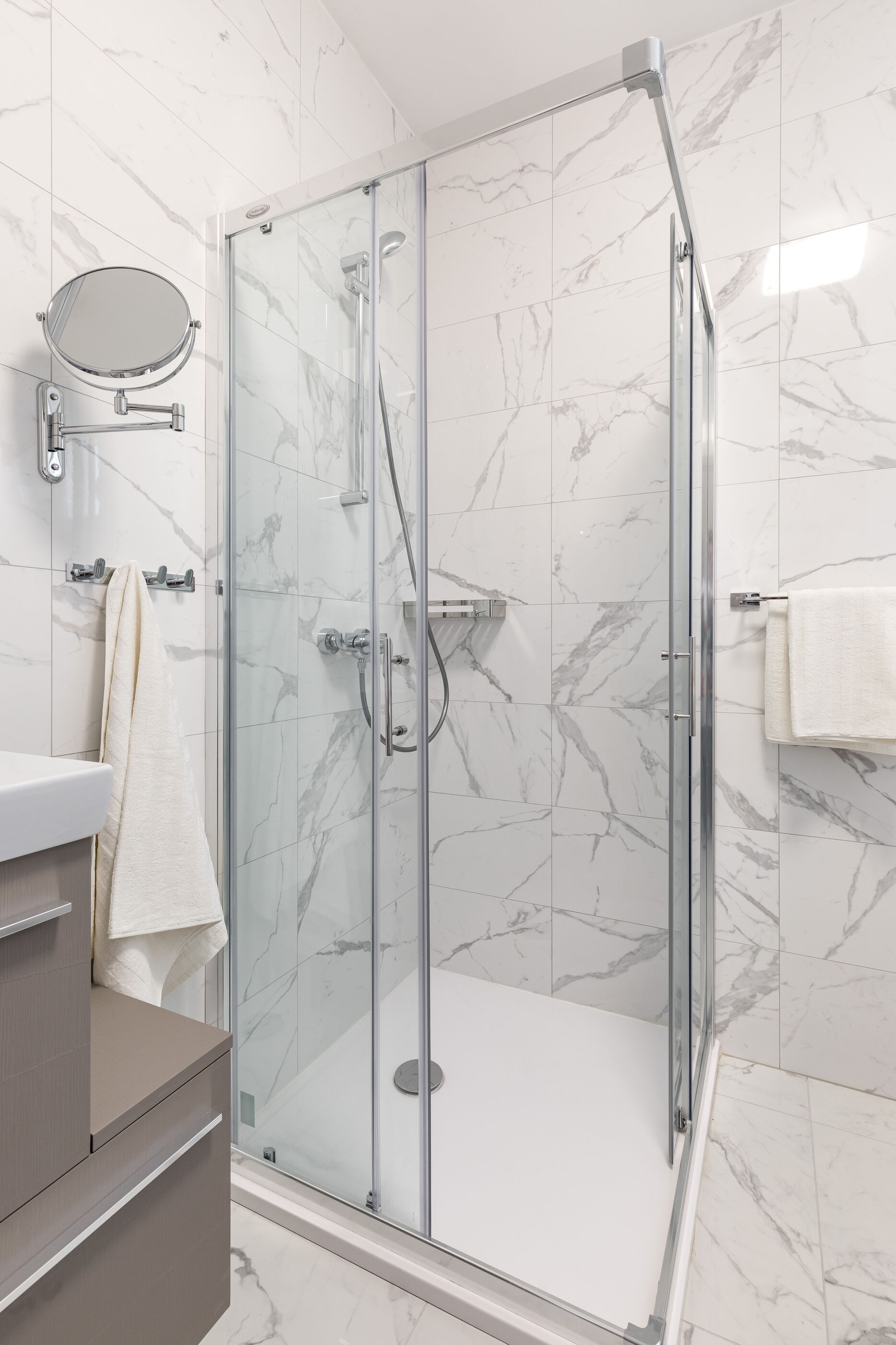 Apartment Karla 90671-A1
