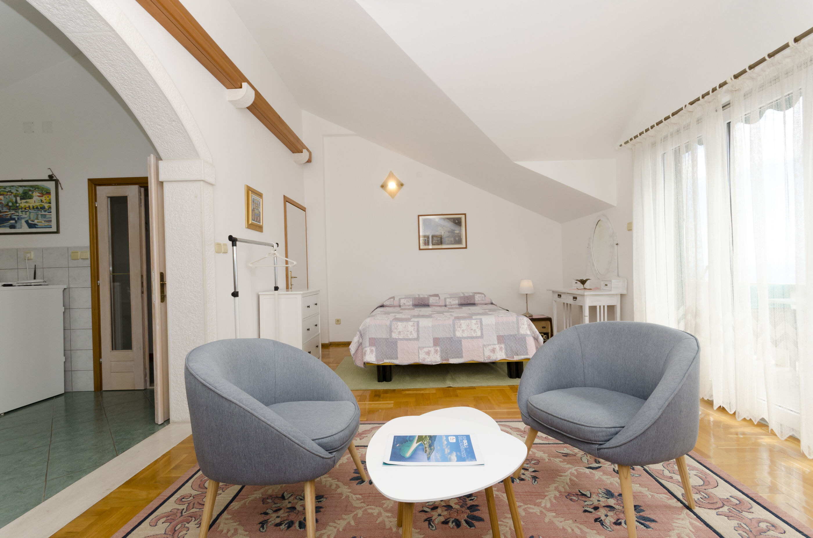 Apartment and Rooms Mate 38551-A1