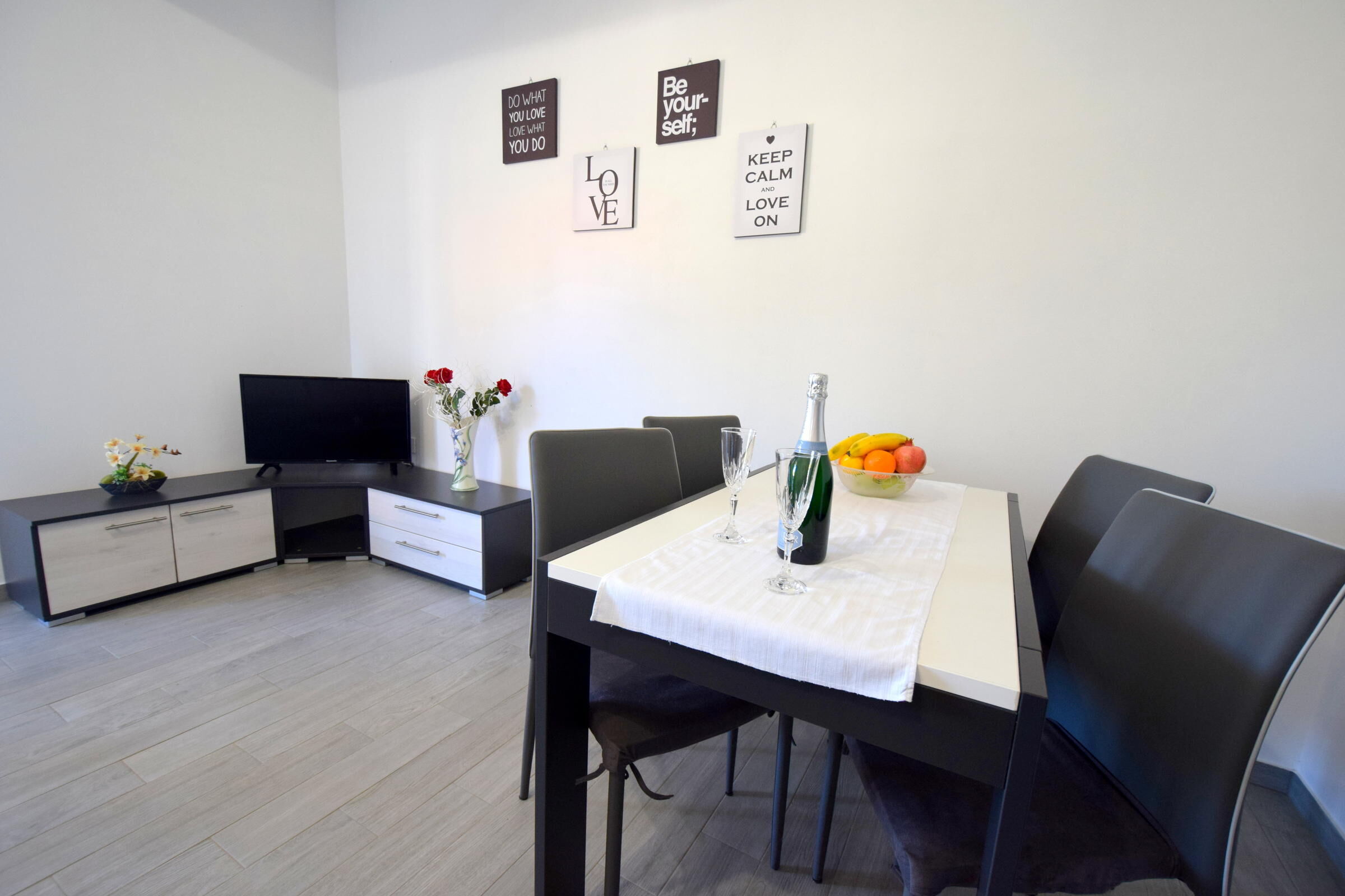 Apartments Mladenka 62176-A5