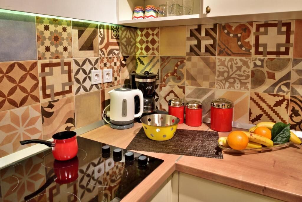 Apartments Wellness &  Beauty 90701-A2