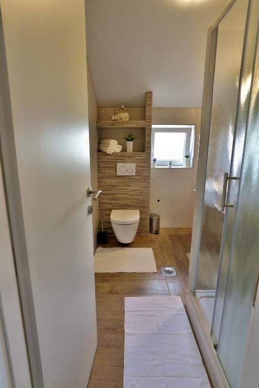Apartments Wellness &  Beauty 90701-A2