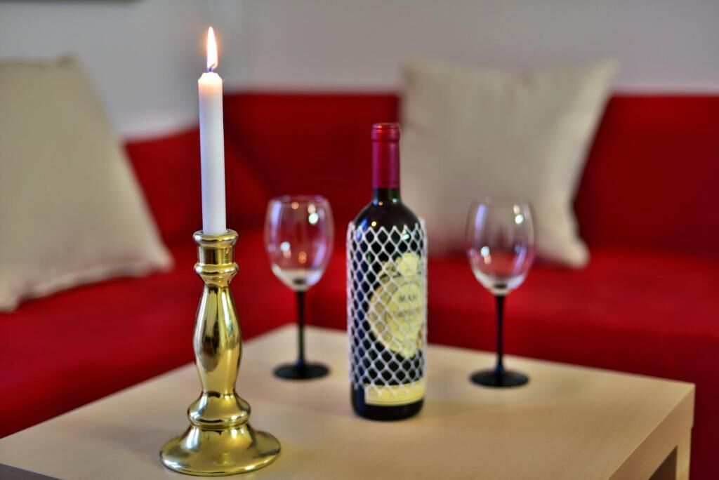 Apartments Wellness &  Beauty 90701-A3