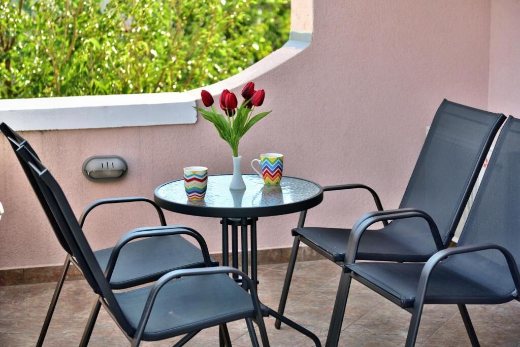 Apartments Wellness &  Beauty 90701-A3