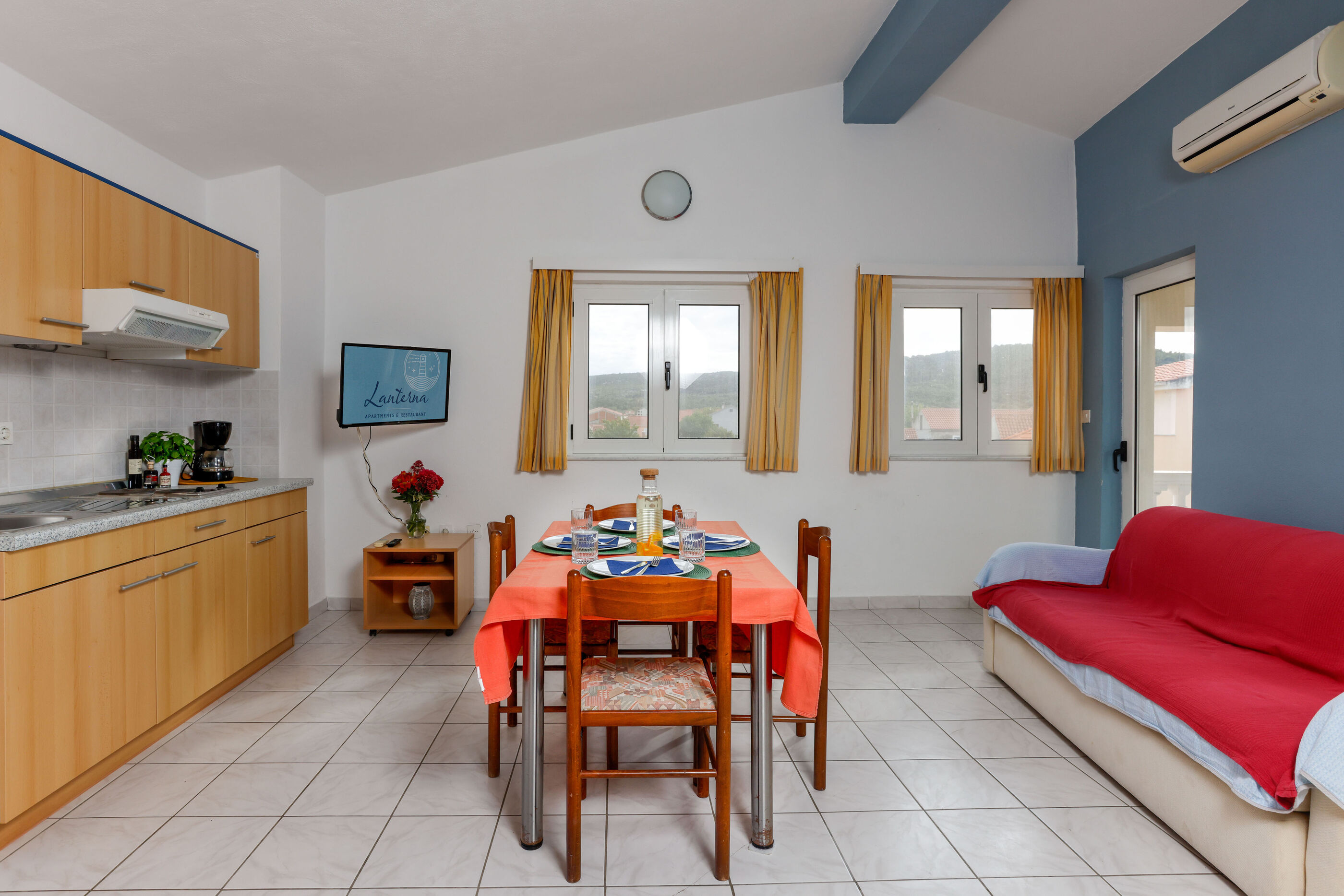 Apartmaji Feral A8