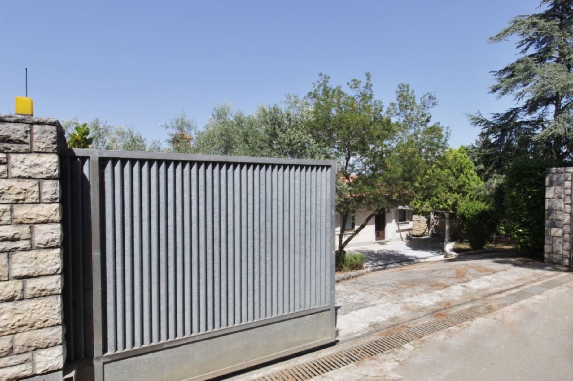 House Danica Monterosso 90313-K1