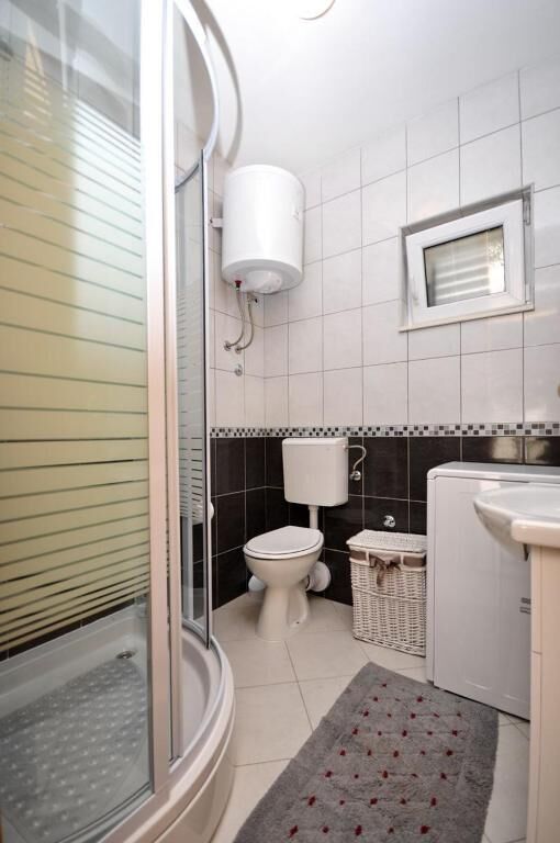 House Bože 44841-K1