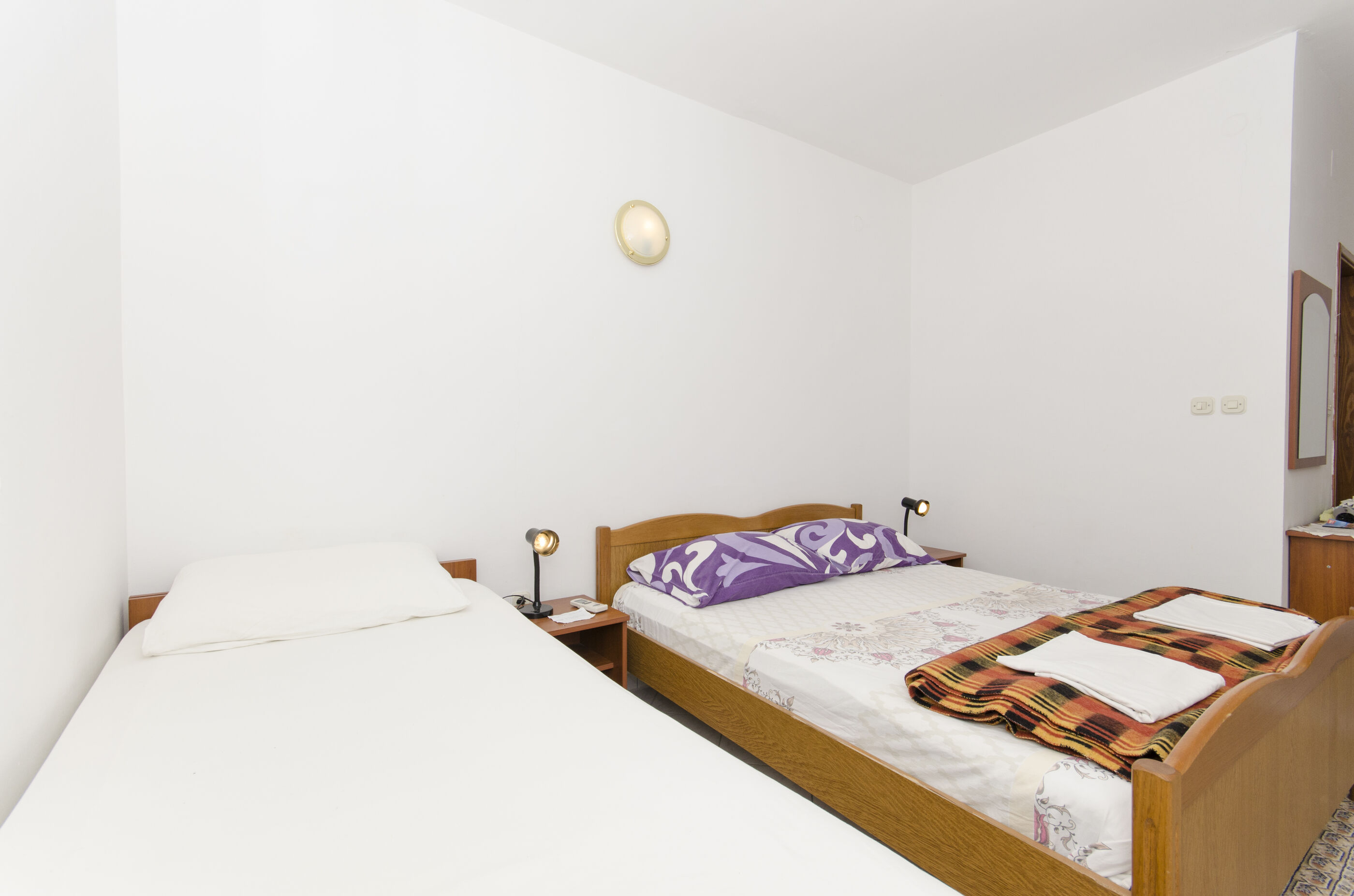 Apartments and Rooms Nike 50271-S2