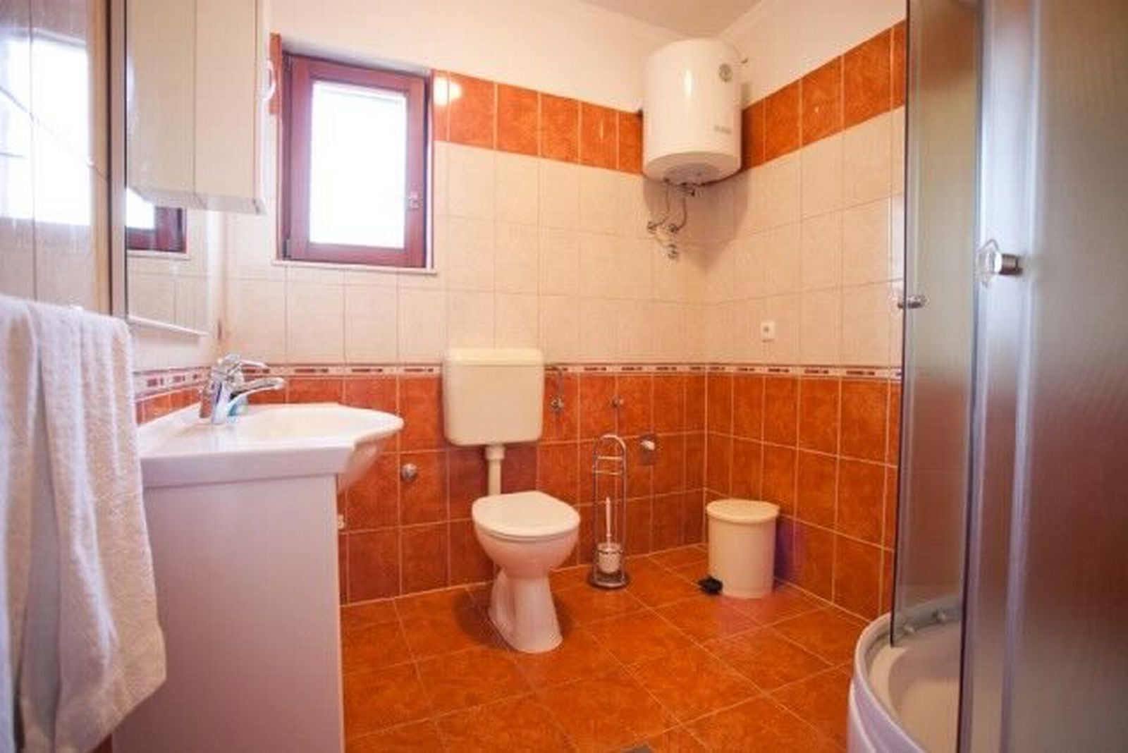 Apartments Mirko 30361-A1