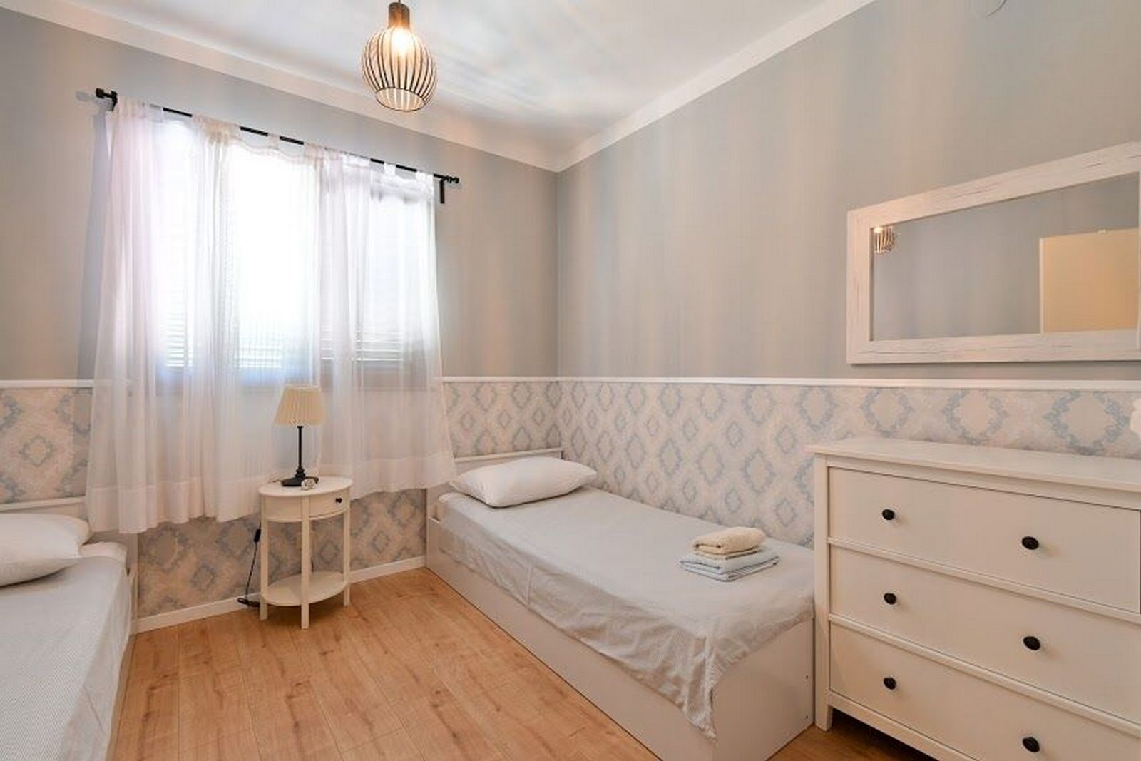 Apartments Mirko 30361-A1