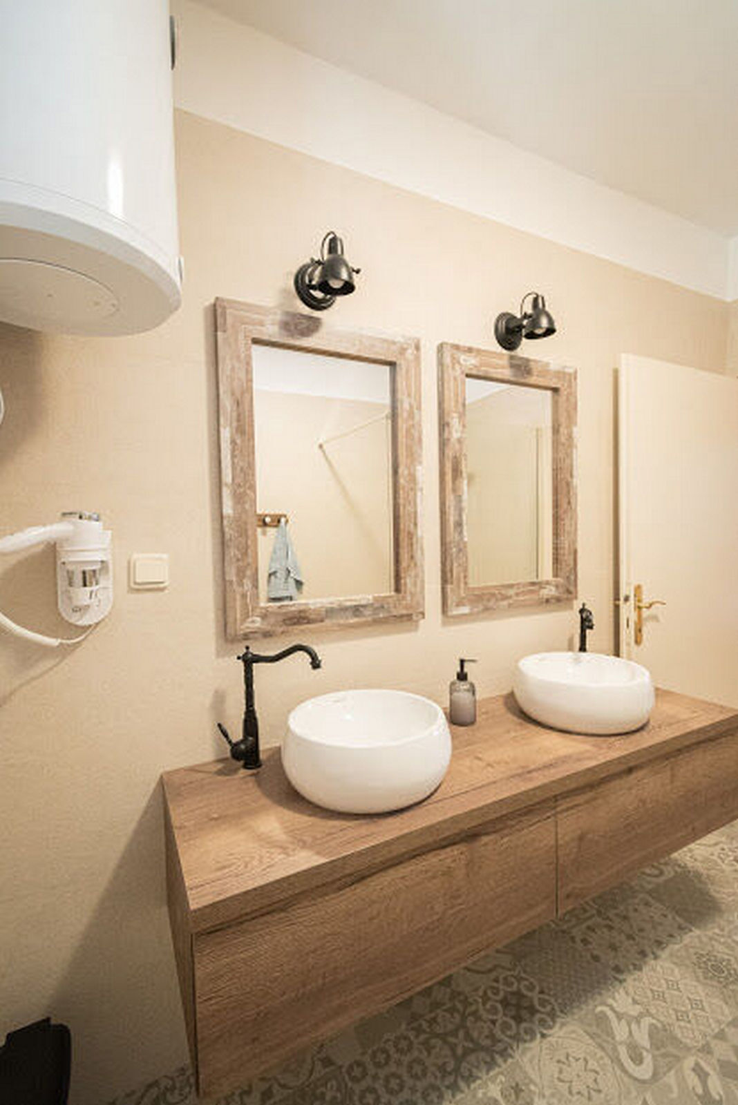 Apartments Mirko 30361-A1