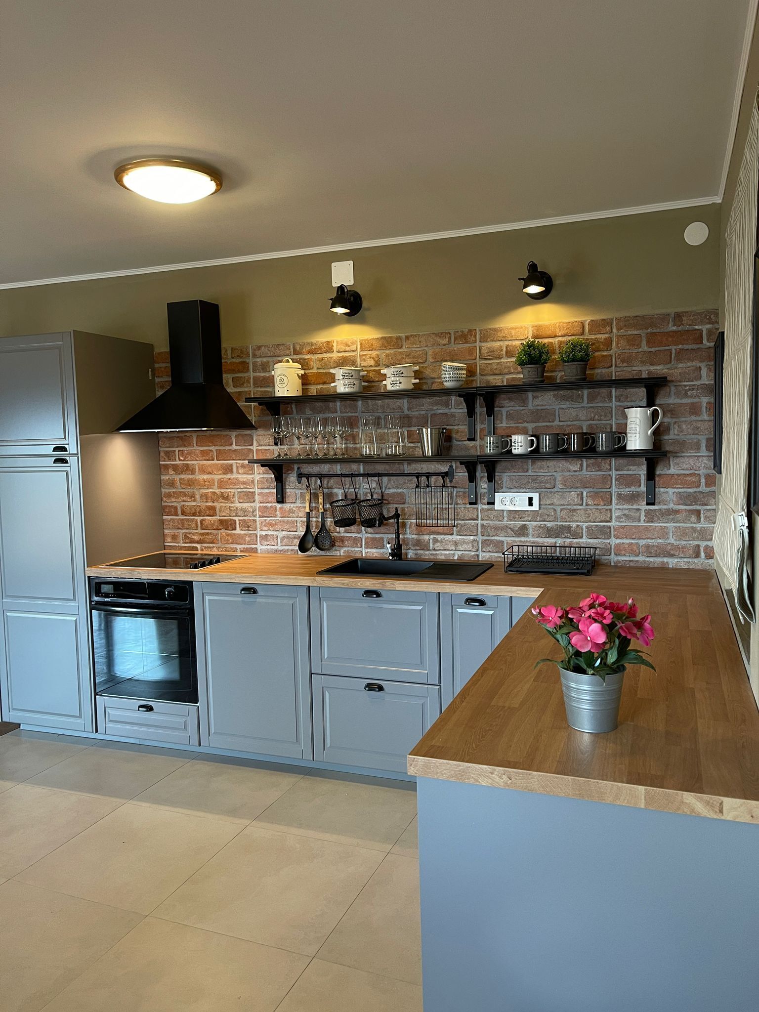 Apartments Mirko 30361-A1