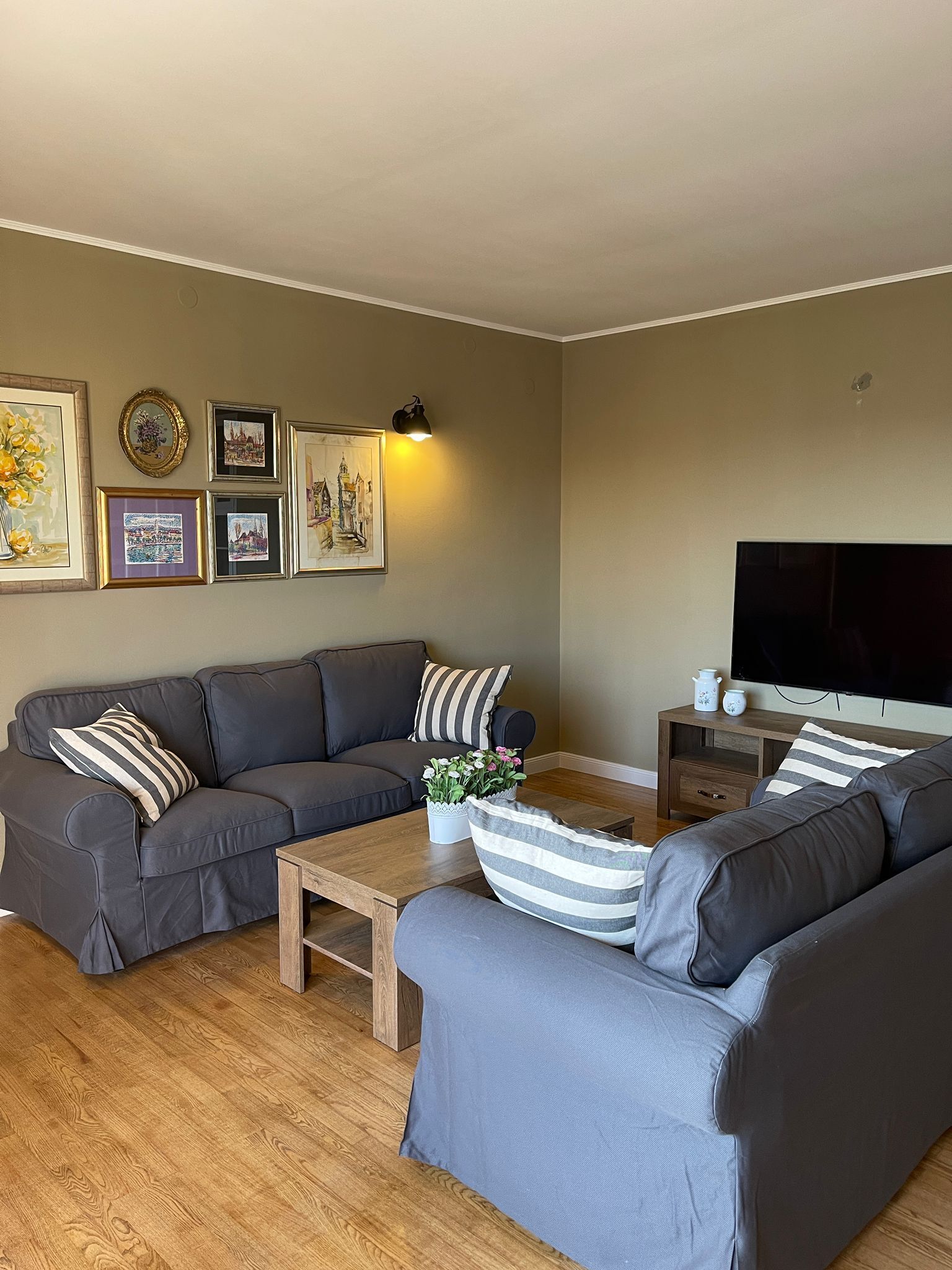 Apartments Mirko 30361-A1
