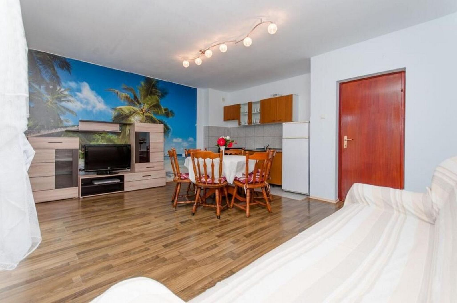 Apartments Mladen 45211-A1