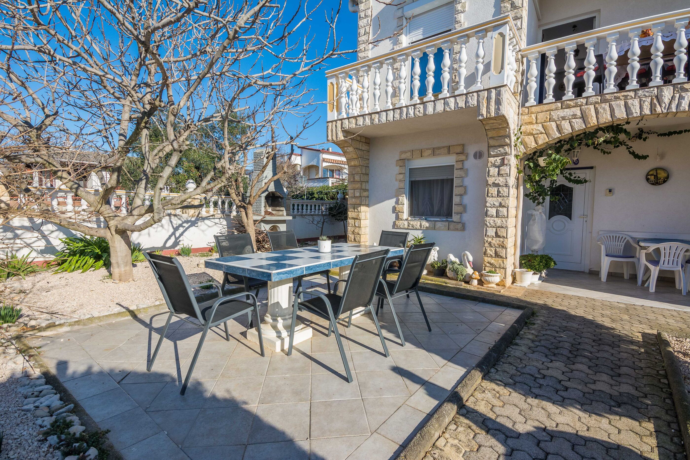 Apartment Kikas 17323-A1