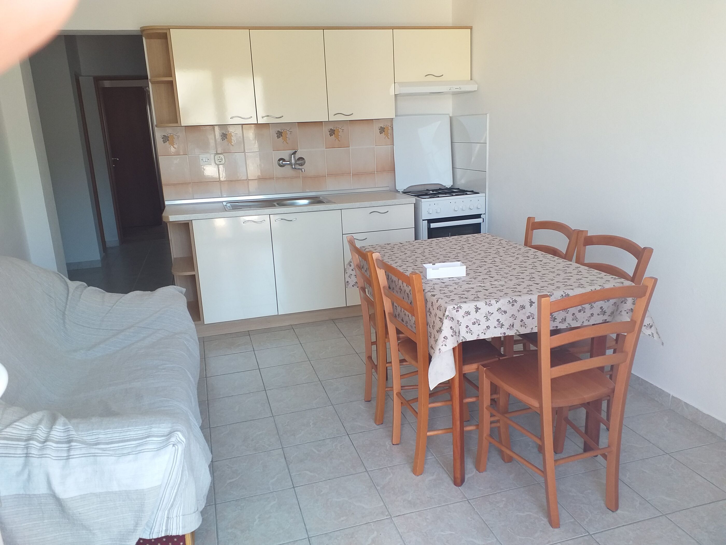 Apartment Moonstone 90781-A1