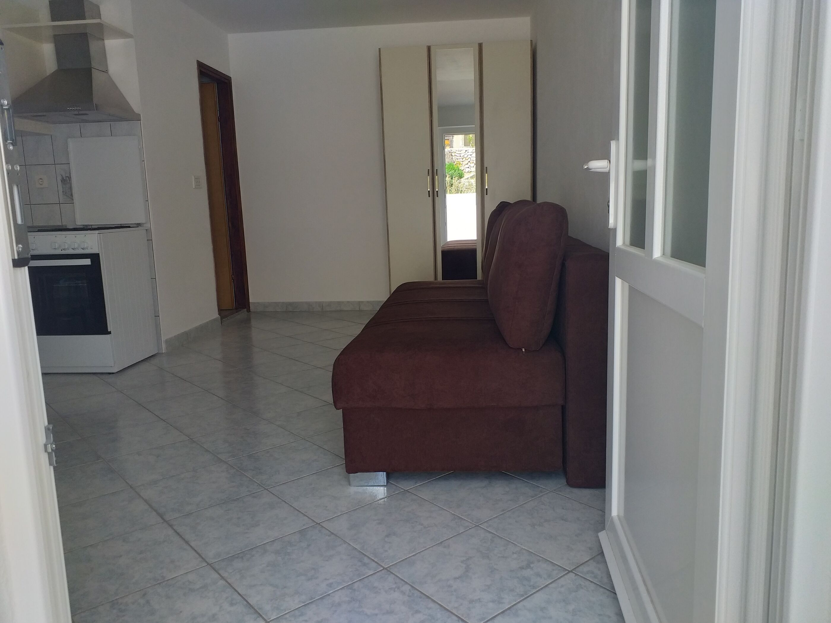 Apartment Moonstone 90781-A2