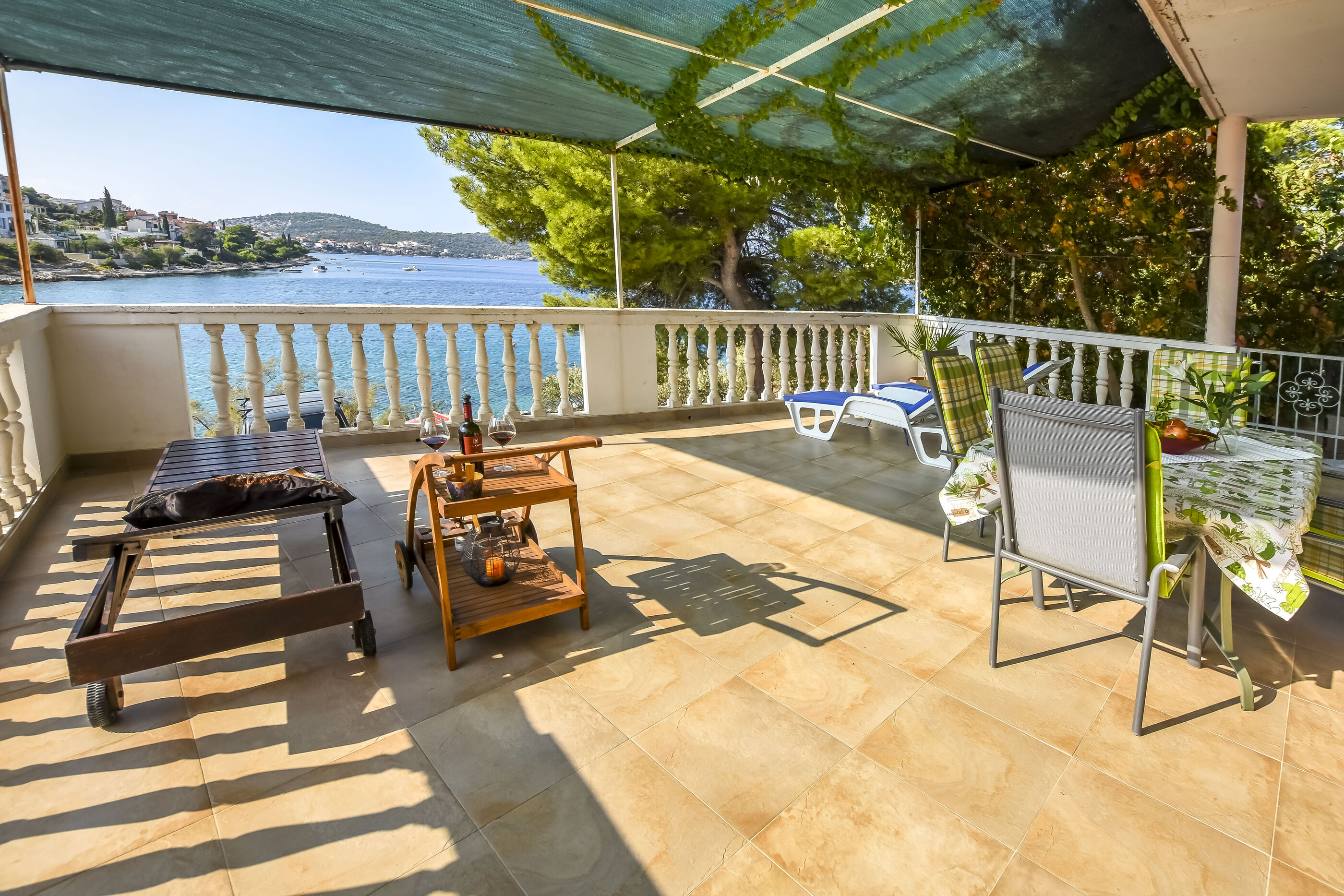 Apartments Krešimir 21771-A1