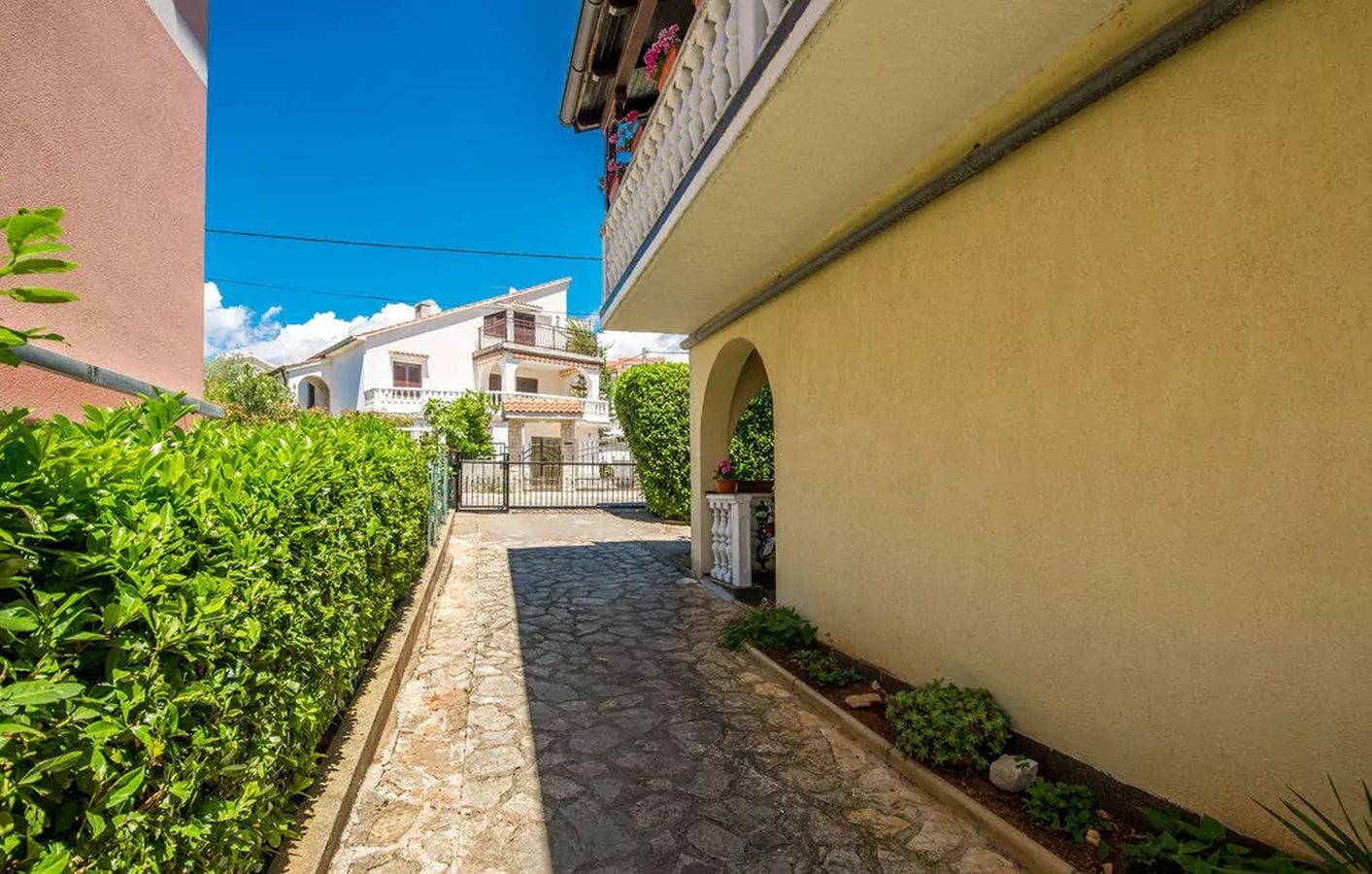 Apartments Baburic 90601-A2