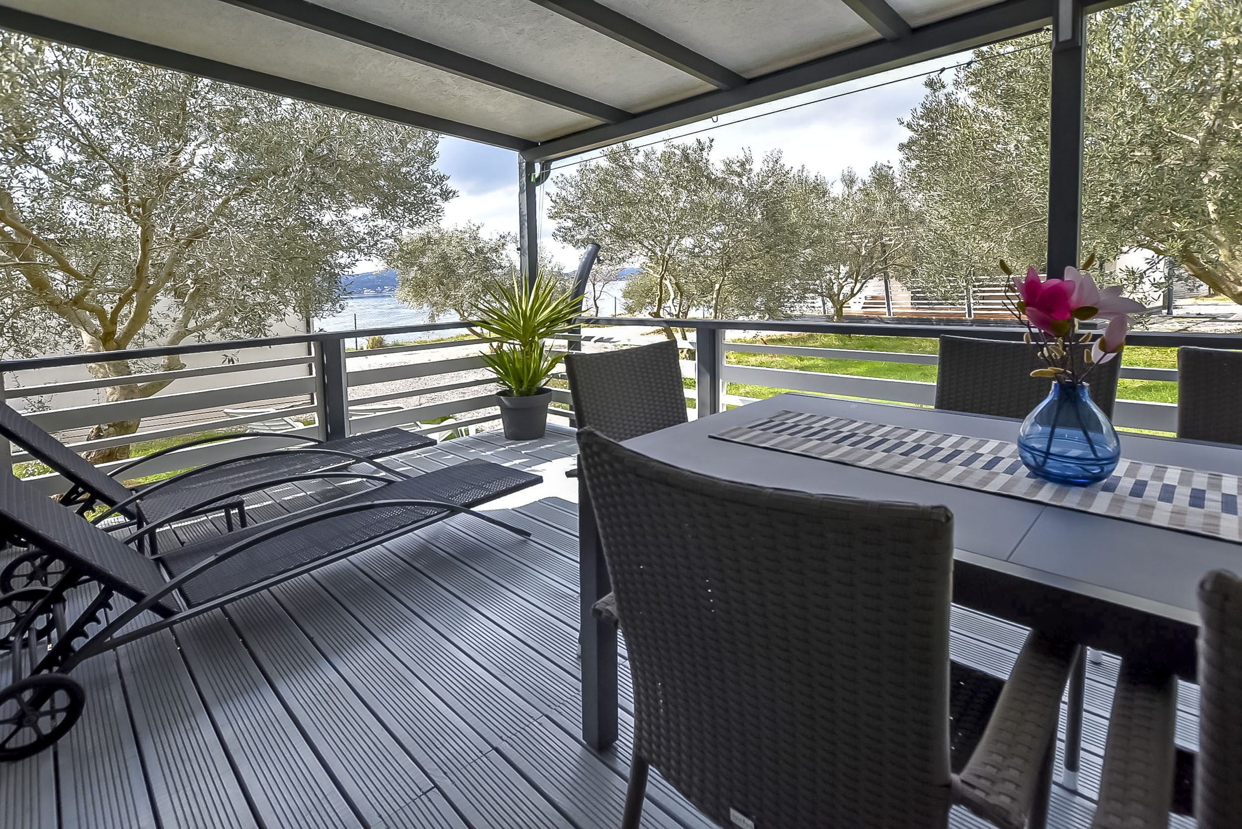 Photo of Mobile home Pen Shell