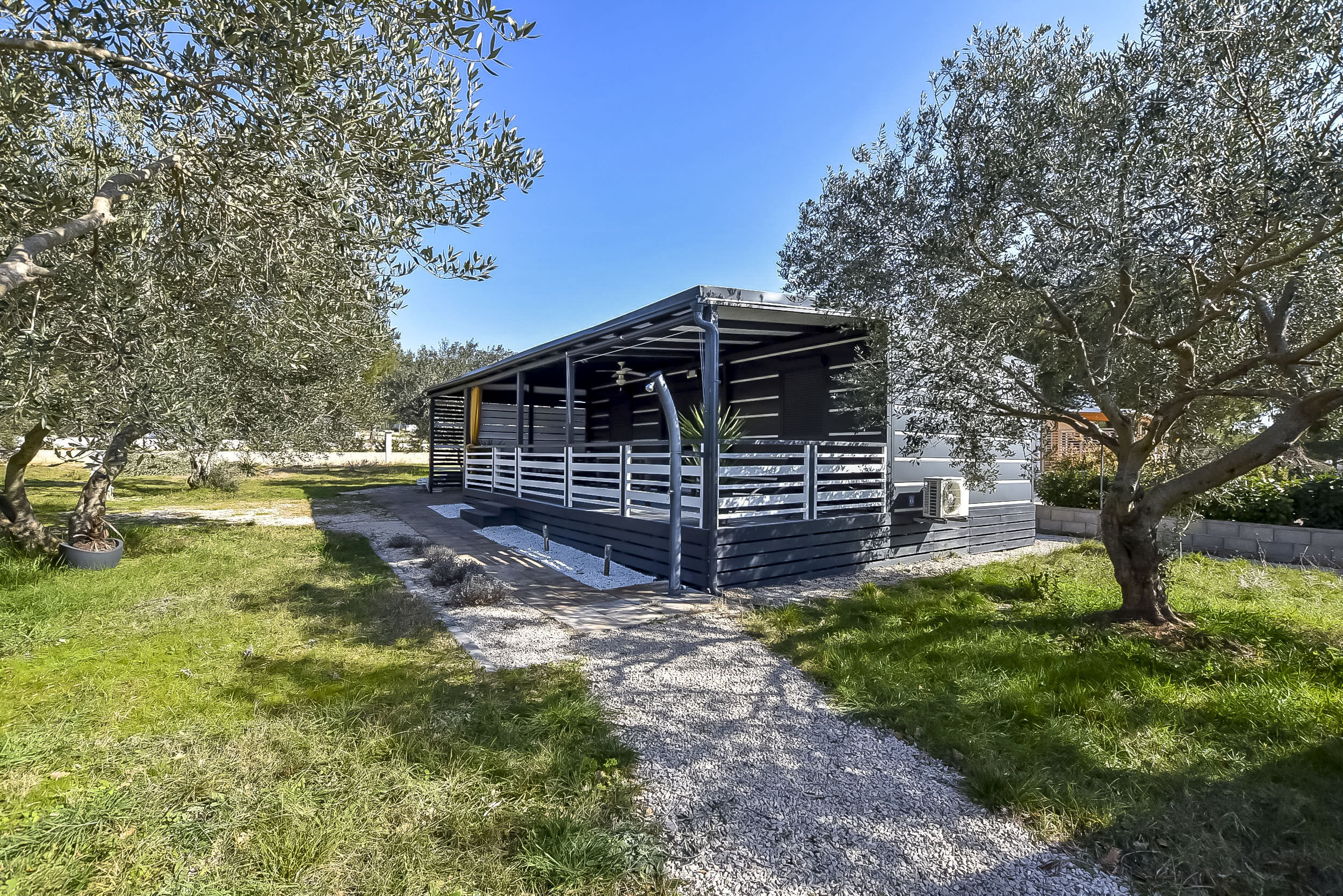 Photo of Mobile home Pen Shell