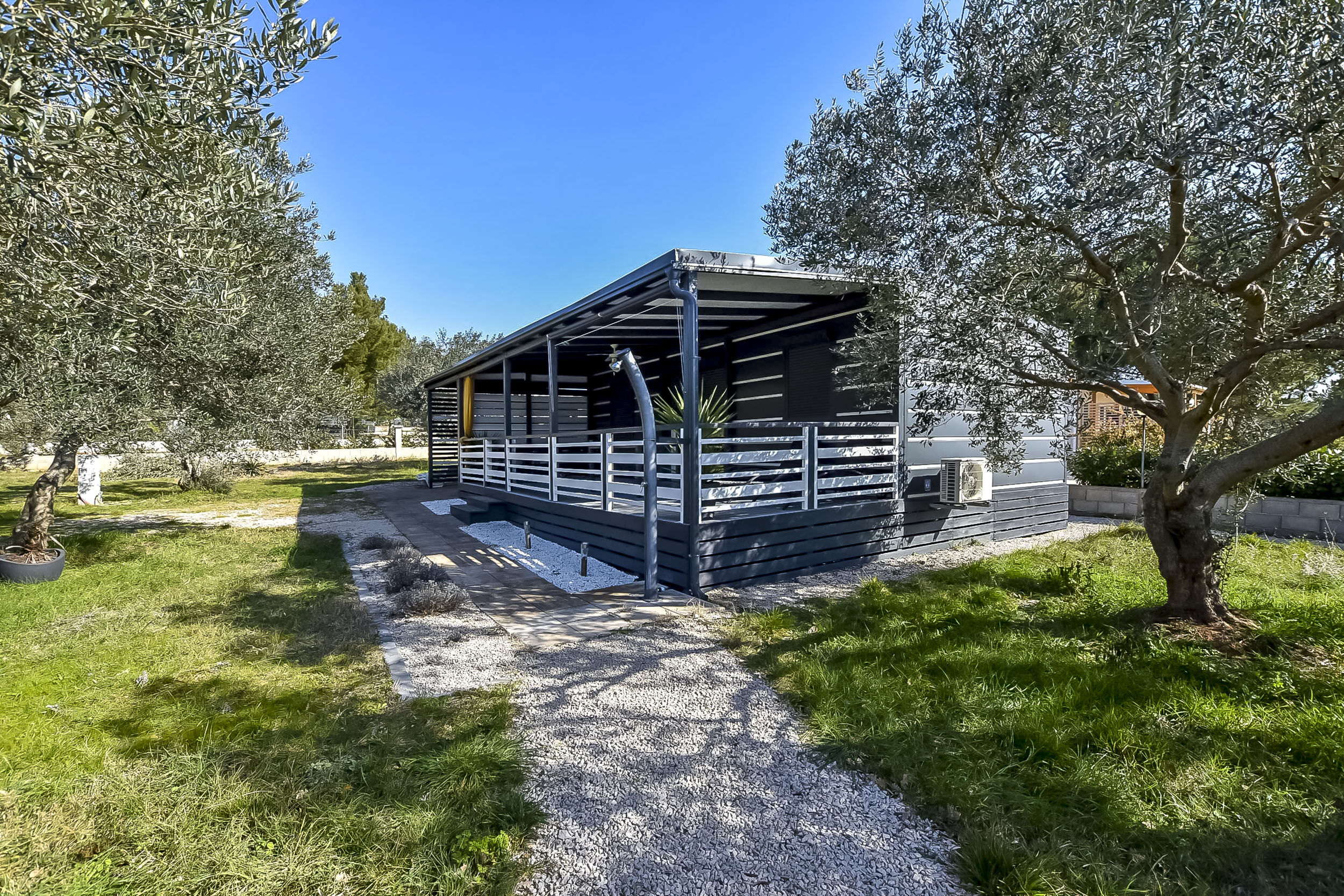 Photo of Mobile home Pen Shell