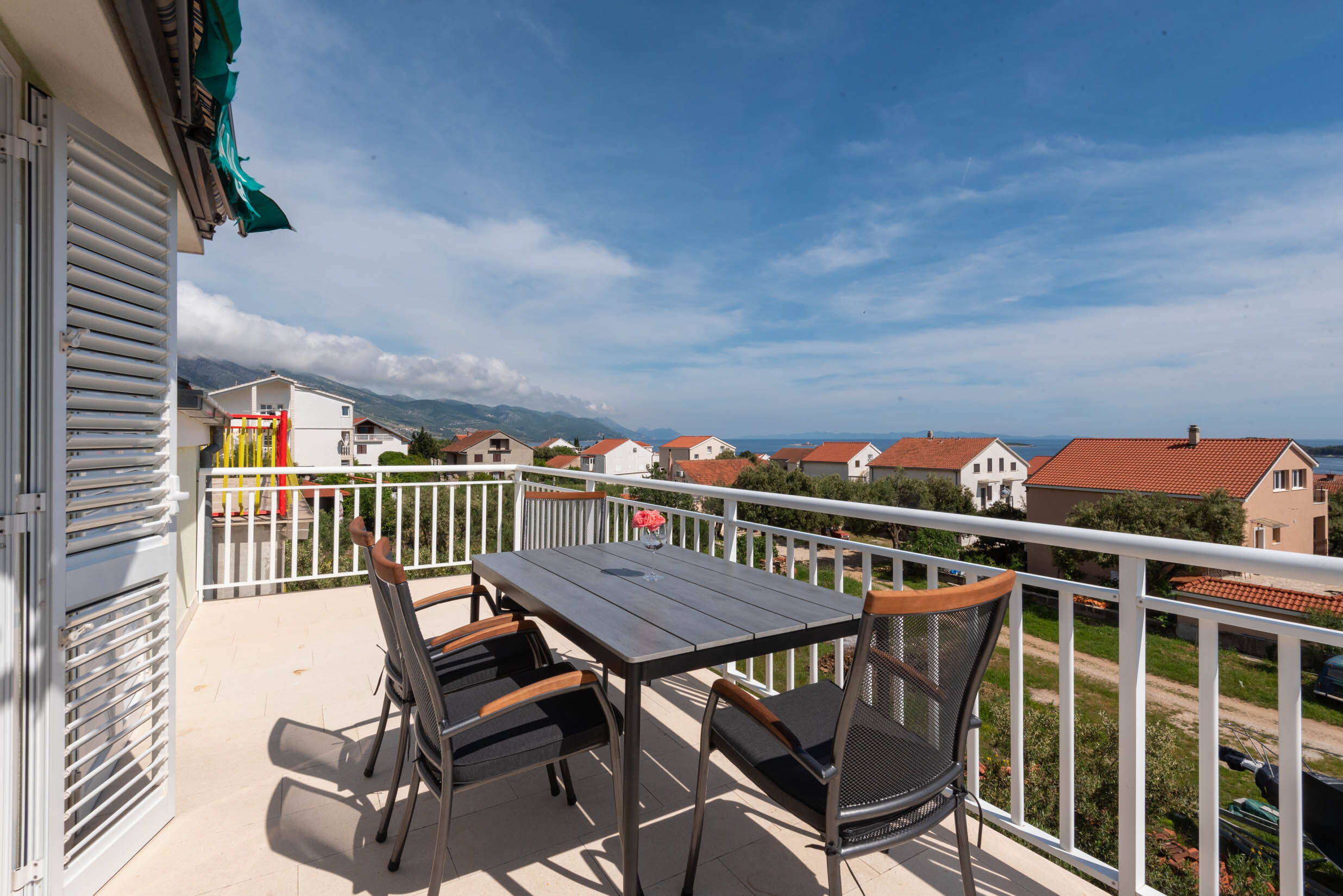 Apartments Grozdana 33551-A1
