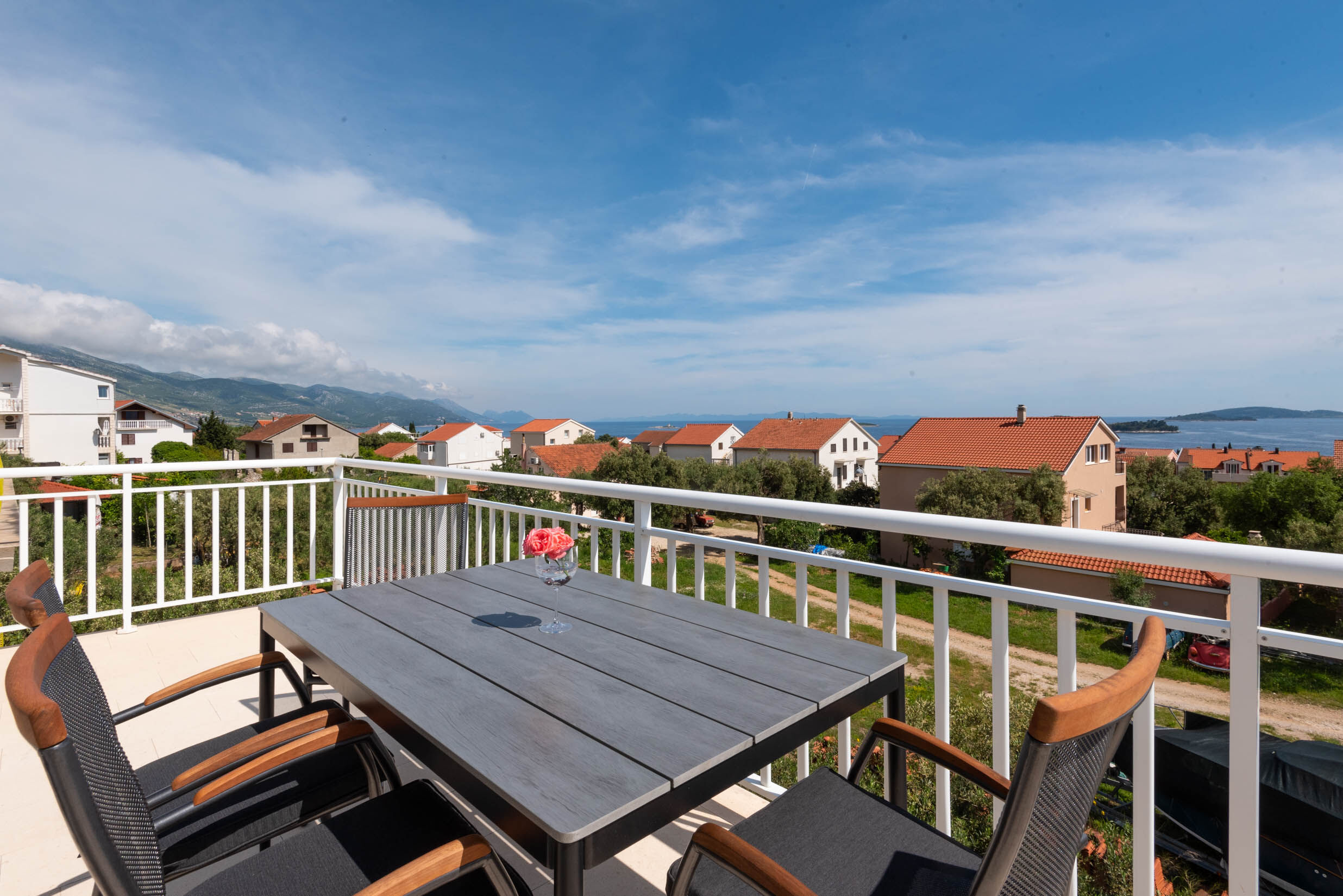Apartments Grozdana 33551-A1