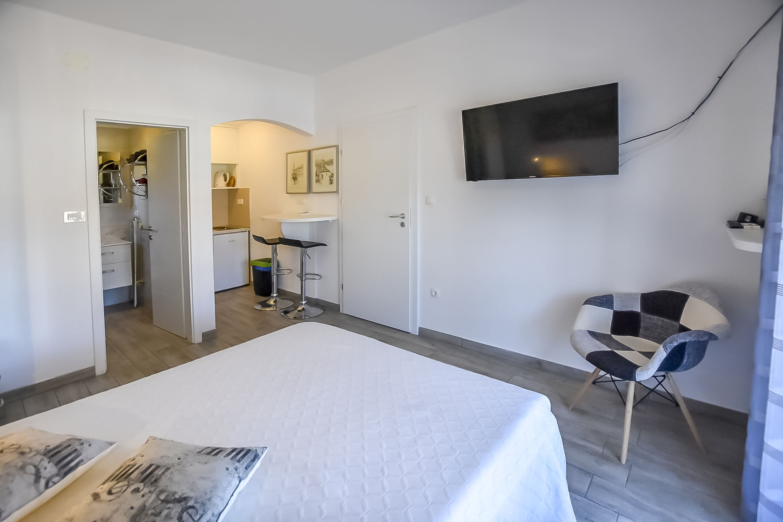 Apartments and Room Danijel 13811-A1