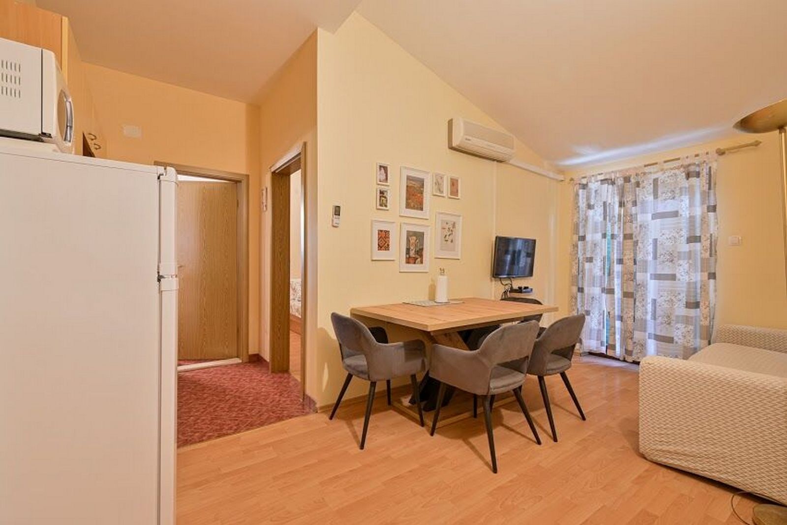 Apartments Mirko 30361-A4