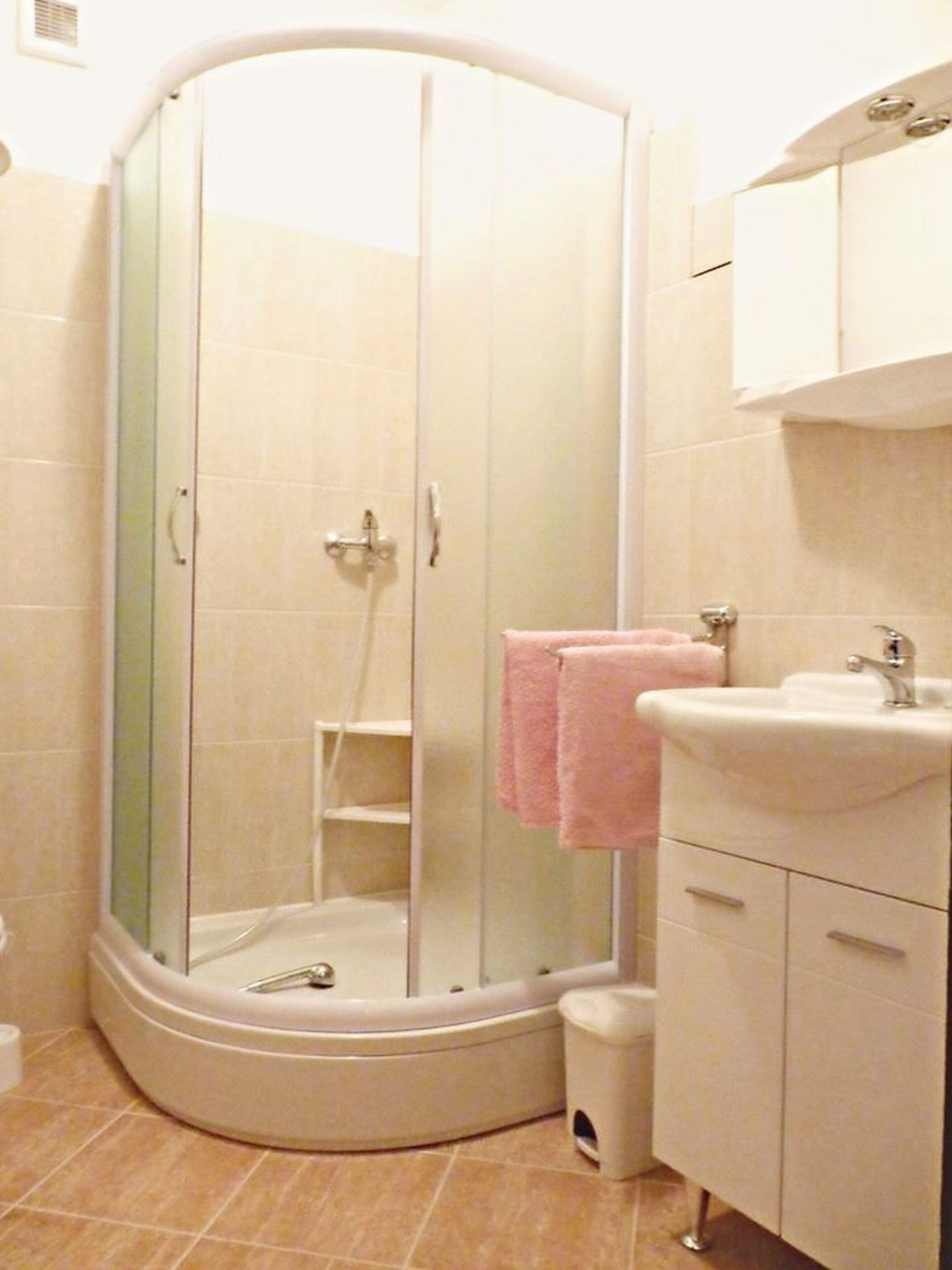 Apartments and Room Marin 13221-A1