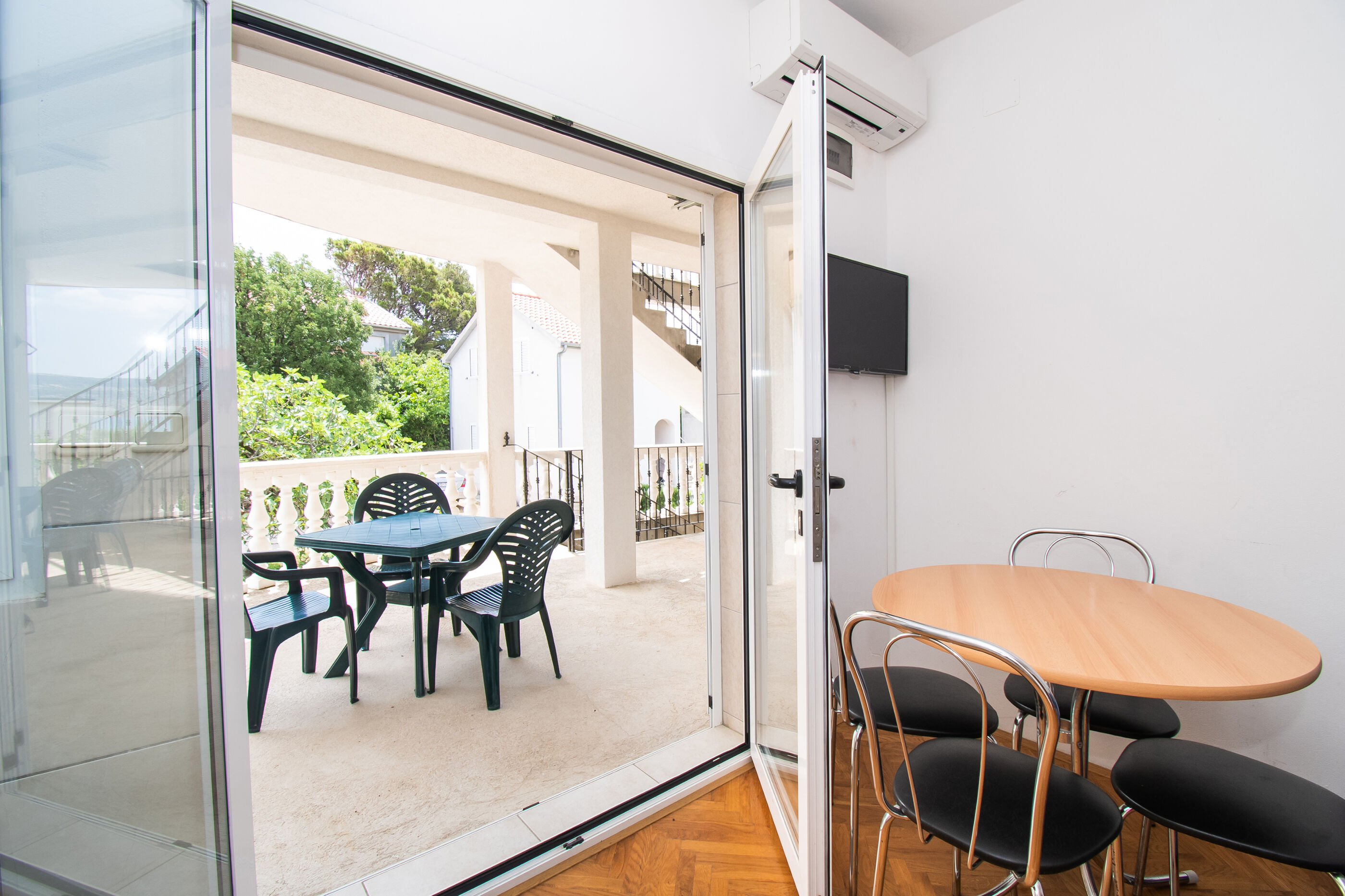 Apartments More Sunce 90811-A5