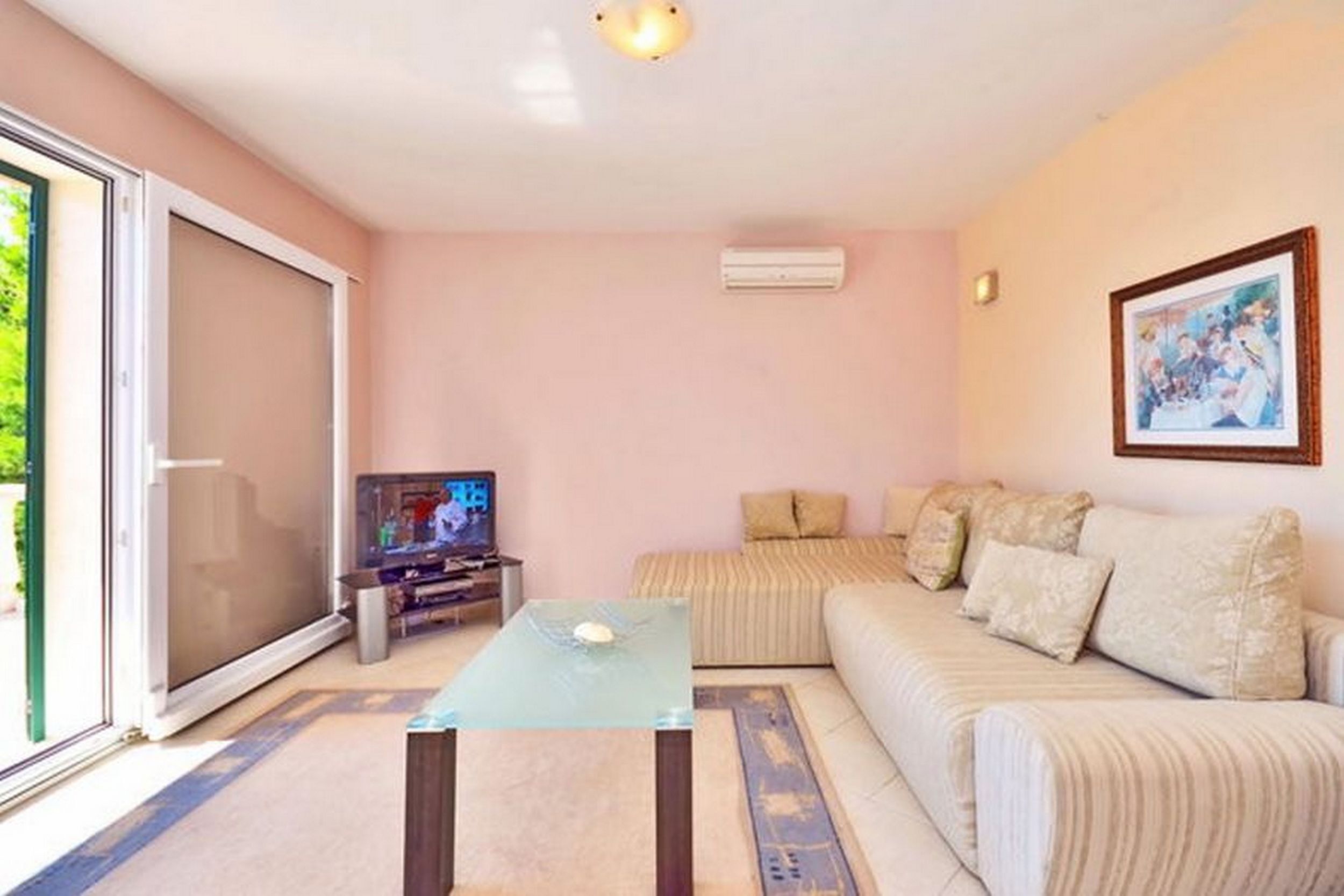 House Ivan 39941-K1