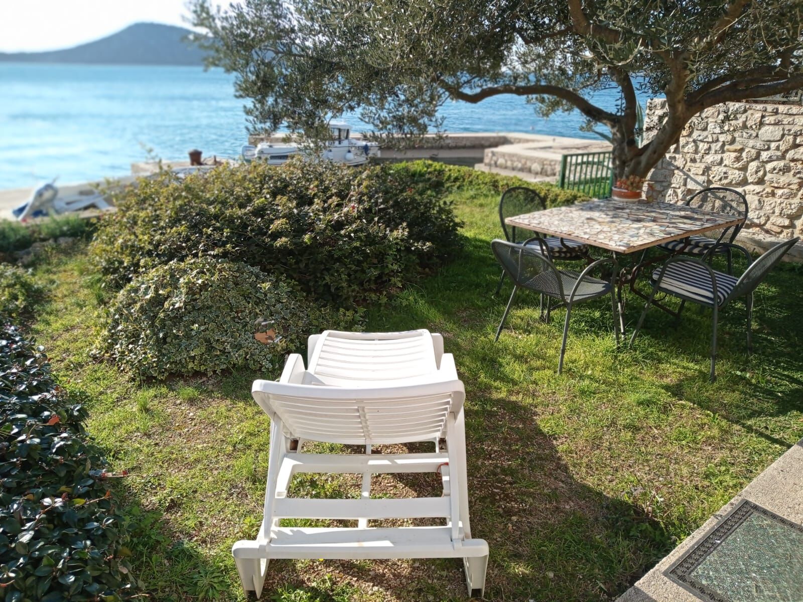 Apartman Island memories A1