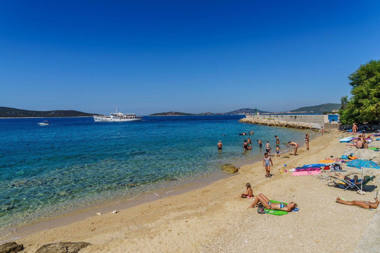 Apartman Island memories A1