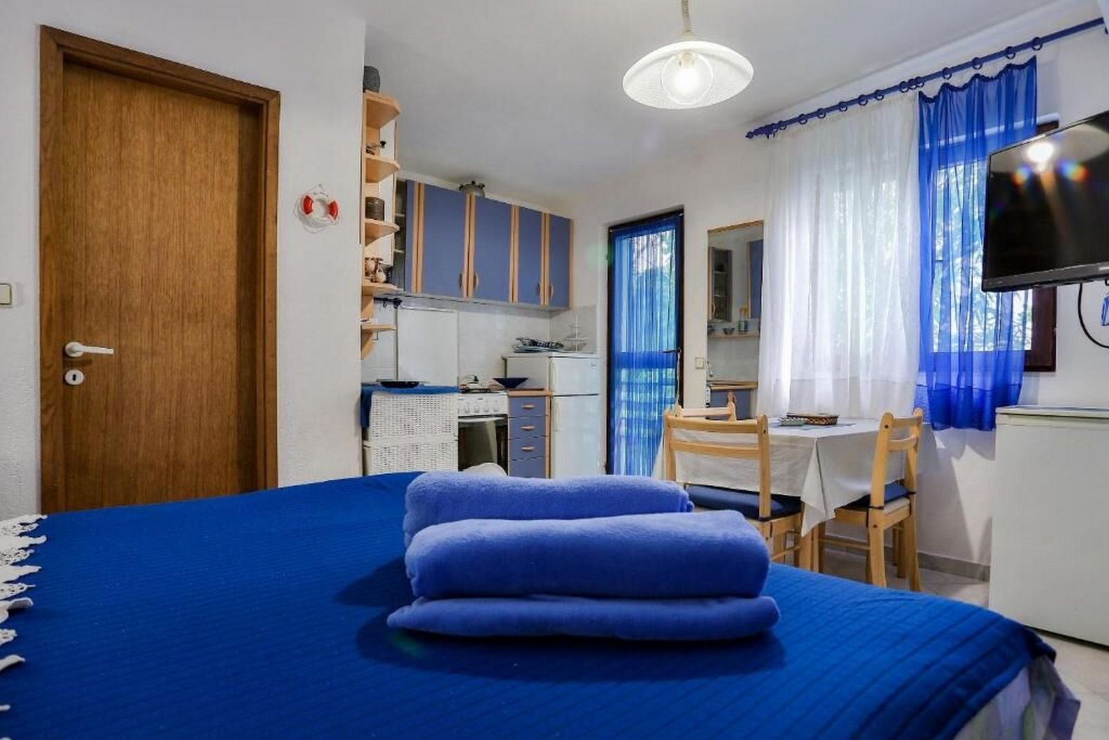 Apartments Vladimir 45171-A2