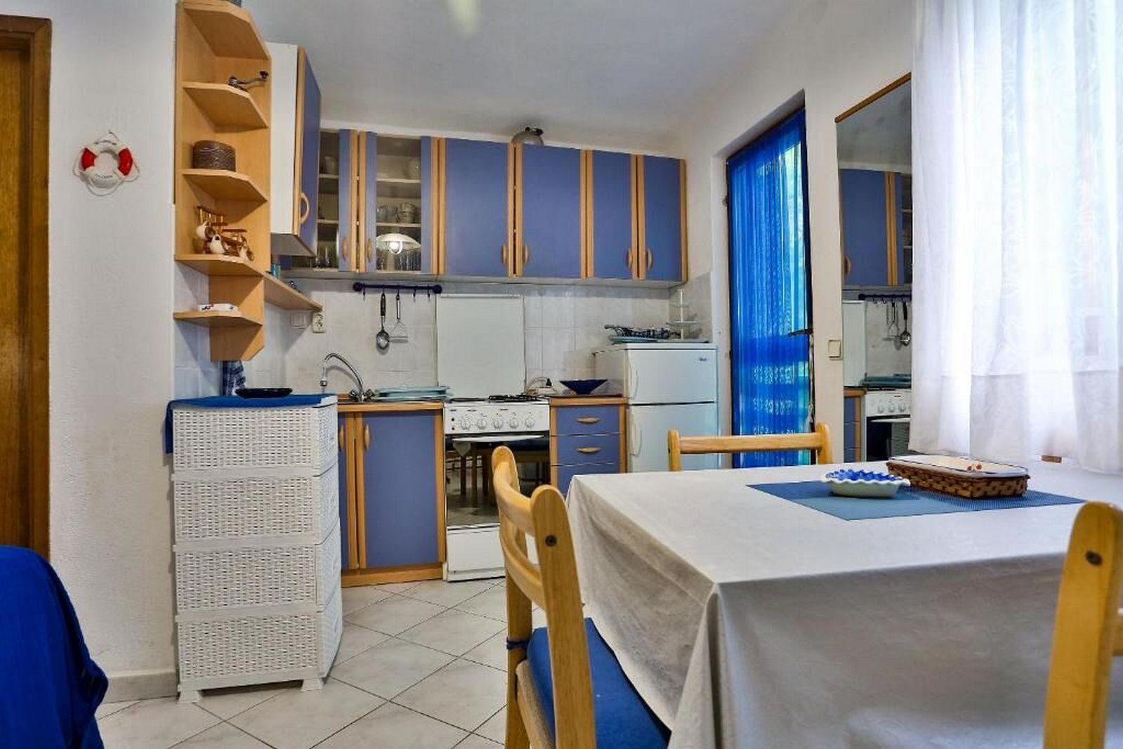 Apartments Vladimir 45171-A2
