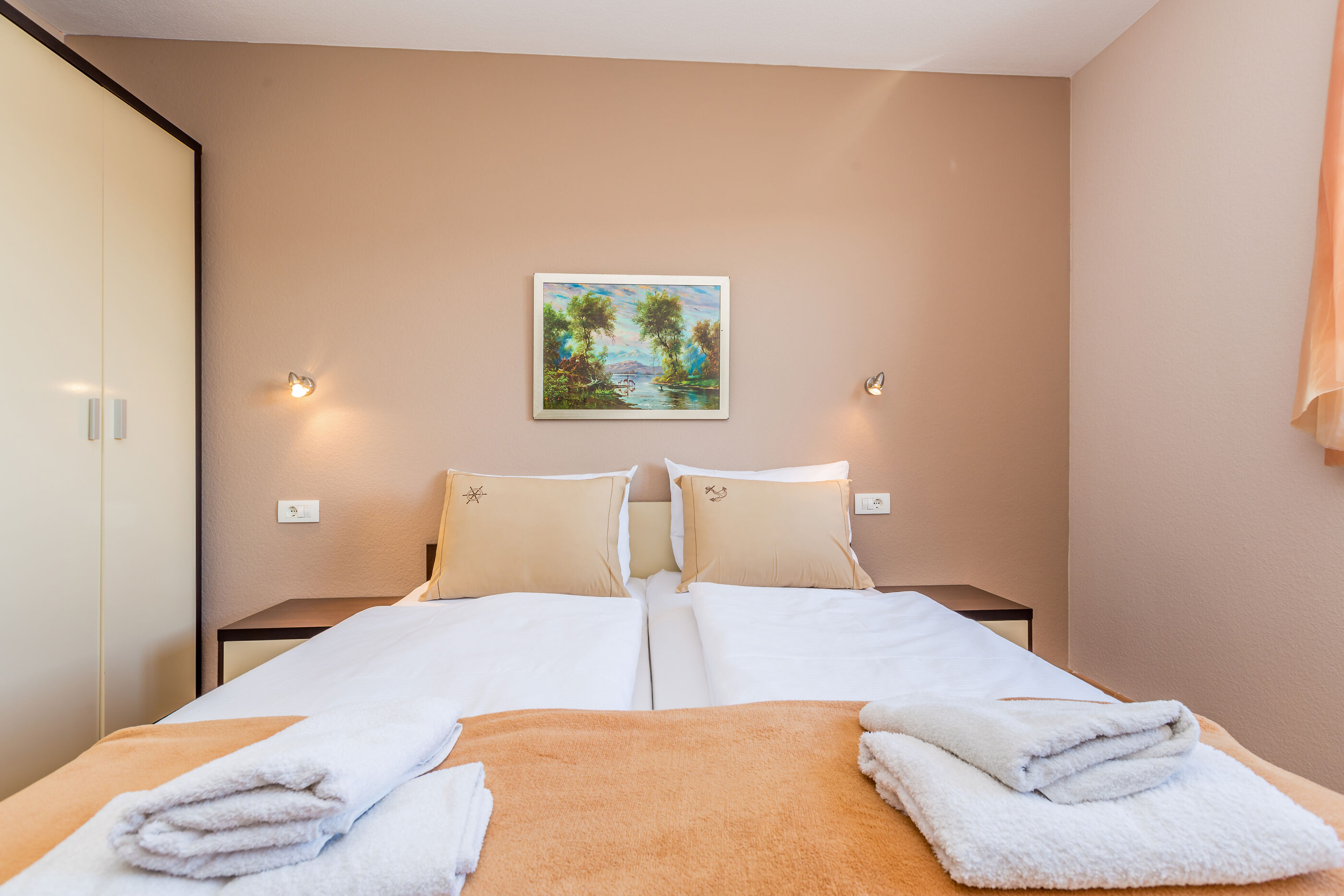 Apartments Ana 15491-A3